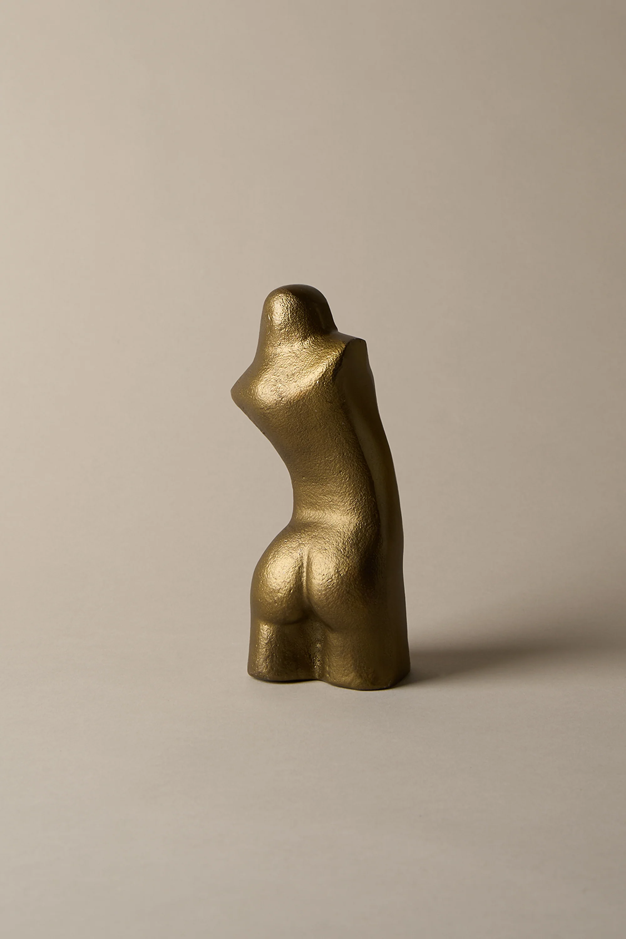 ABSTRACT TORSO SCULPTURE - Image 3