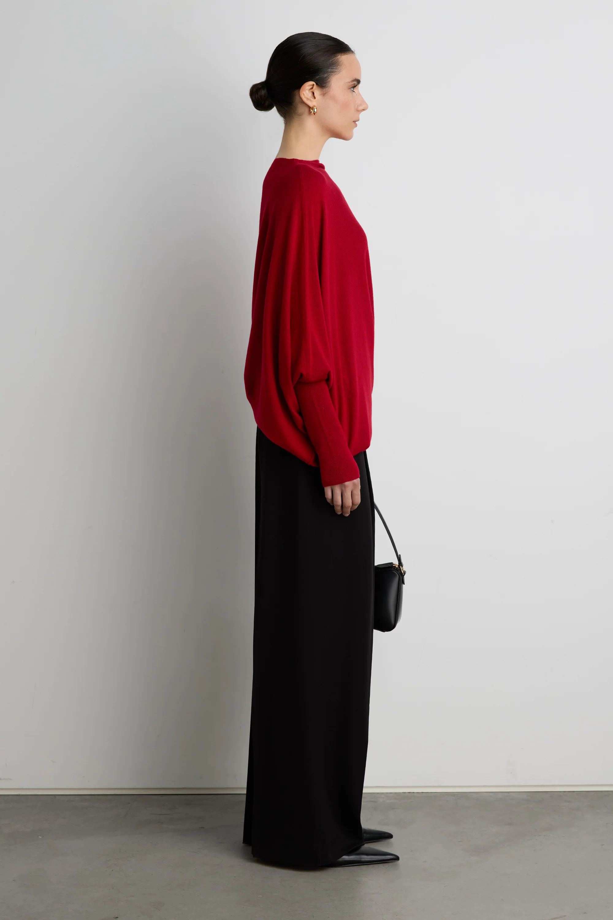 ASYMMETRICAL SWEATER WITH CUFFED SLEEVE - Image 11