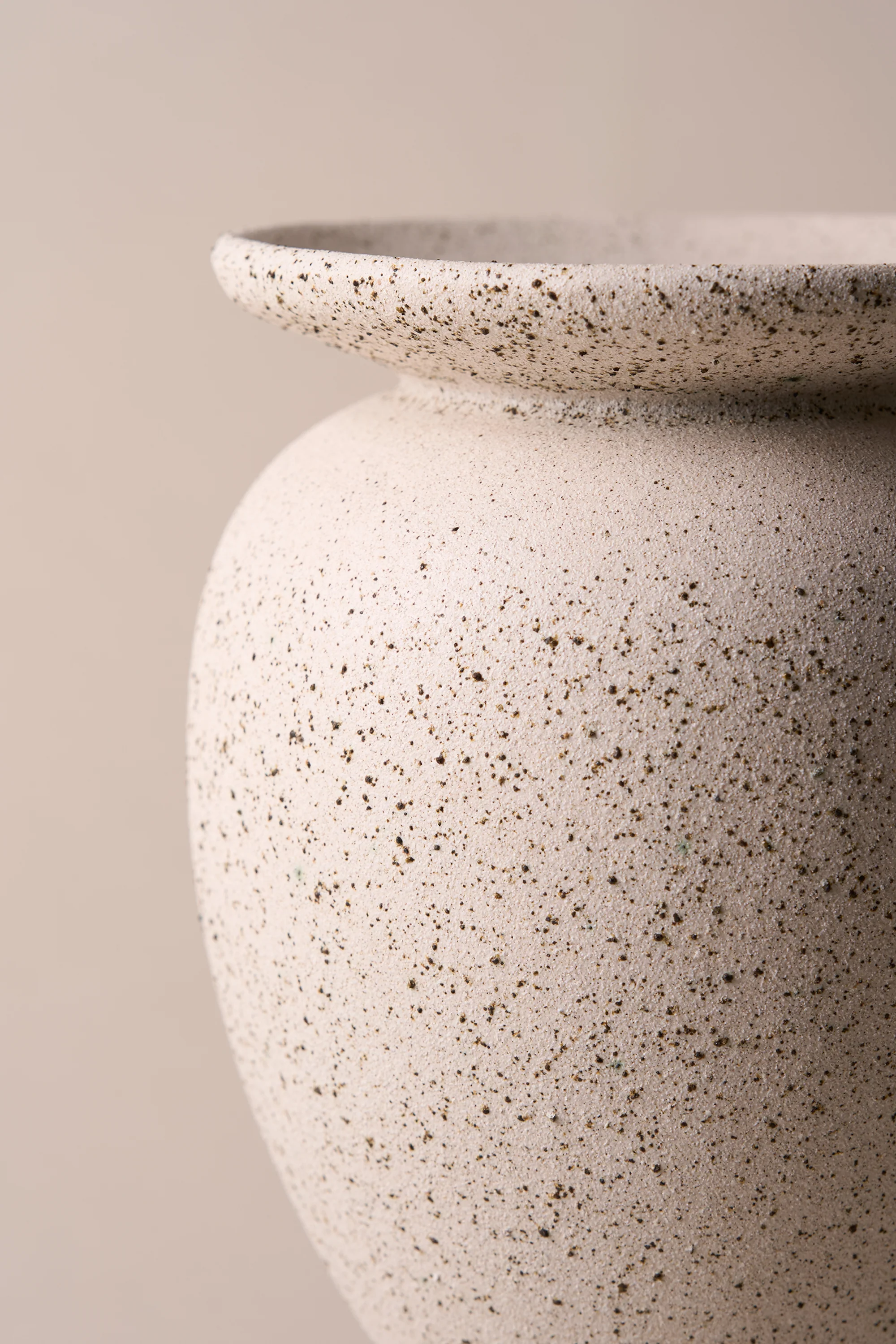 ATHENA VASE - Image 3