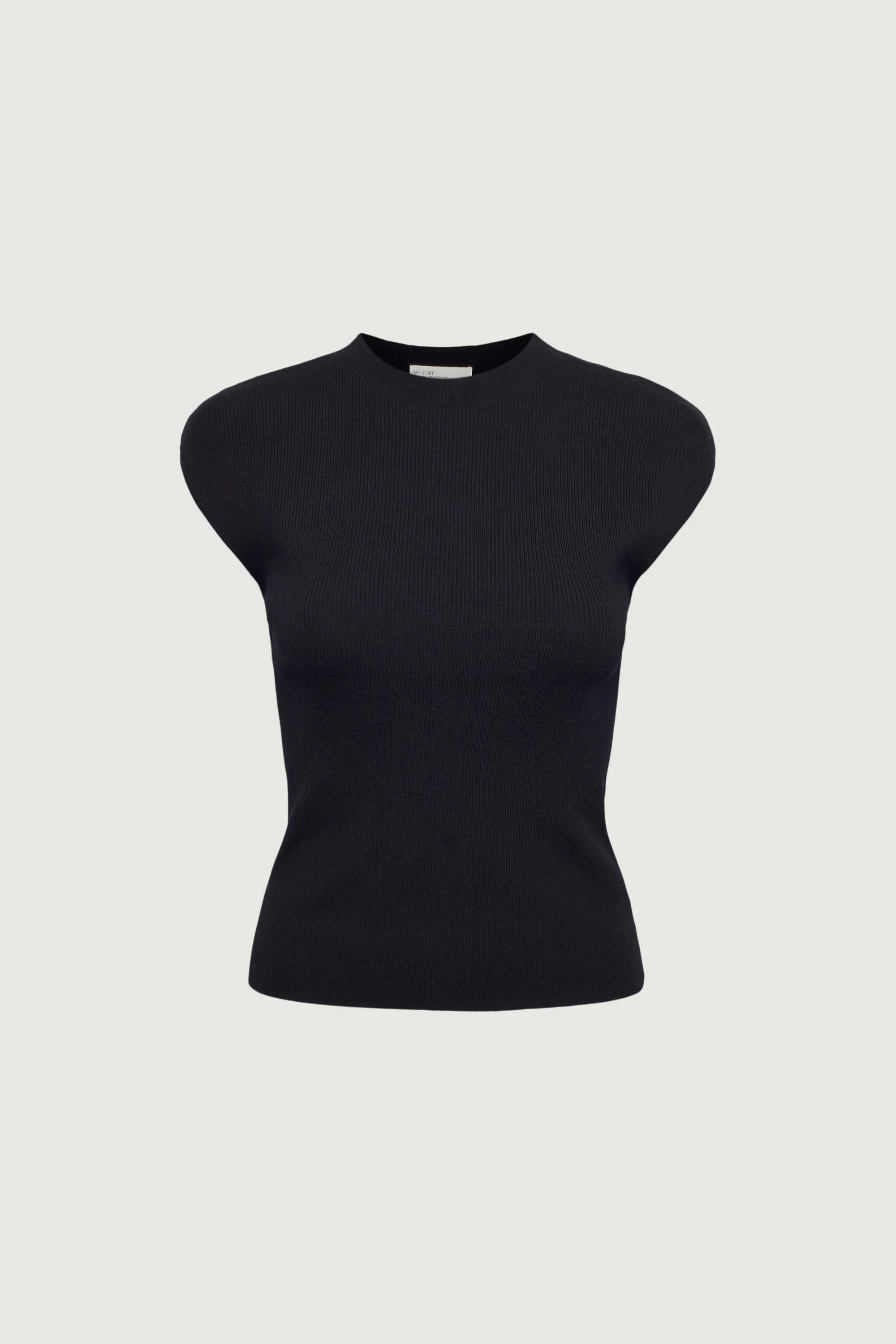 CLASSIC SLEEVELESS KNIT TOP - Image 4