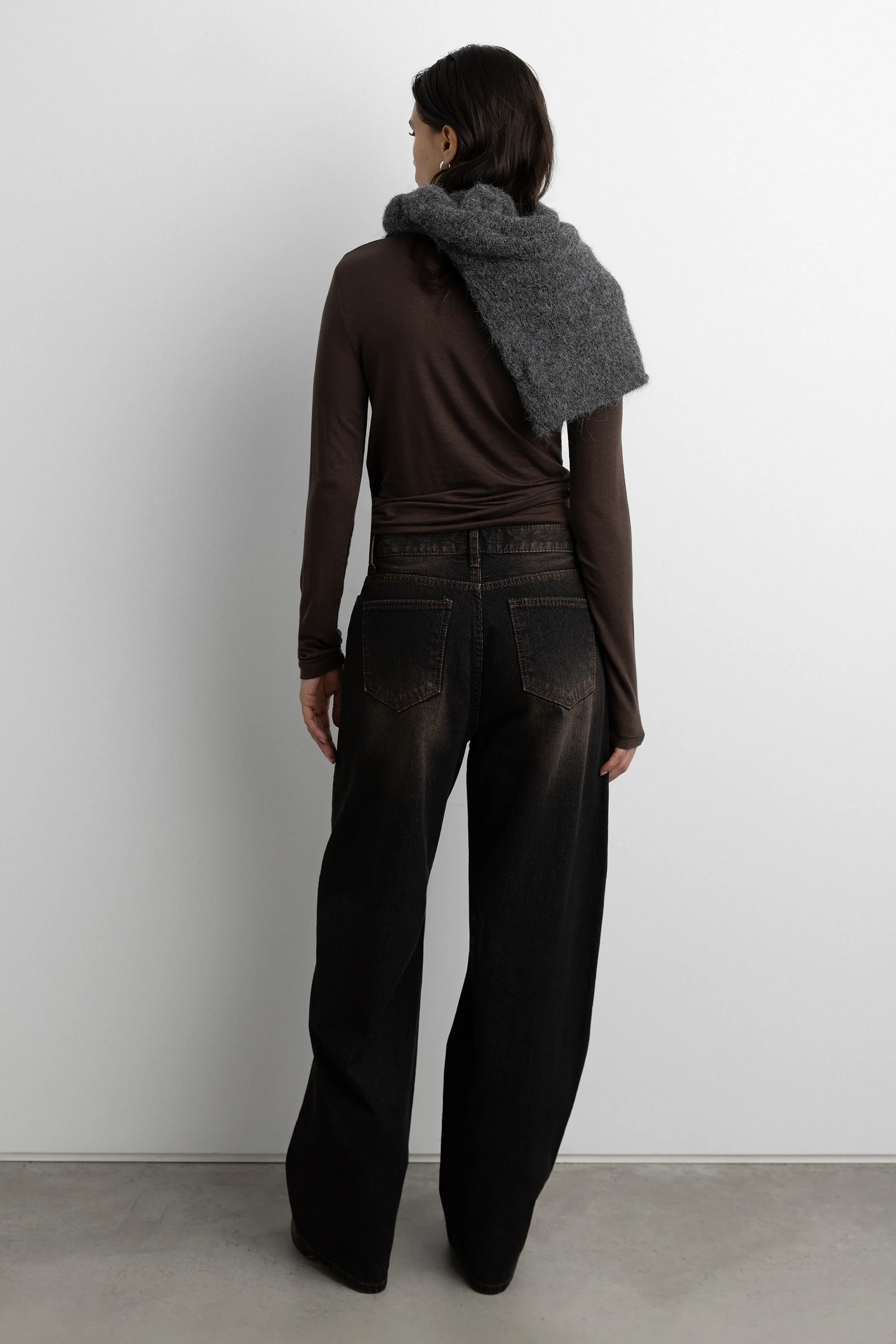 BLACK WASH CORDUROY CURVED LEG JEAN - Image 5