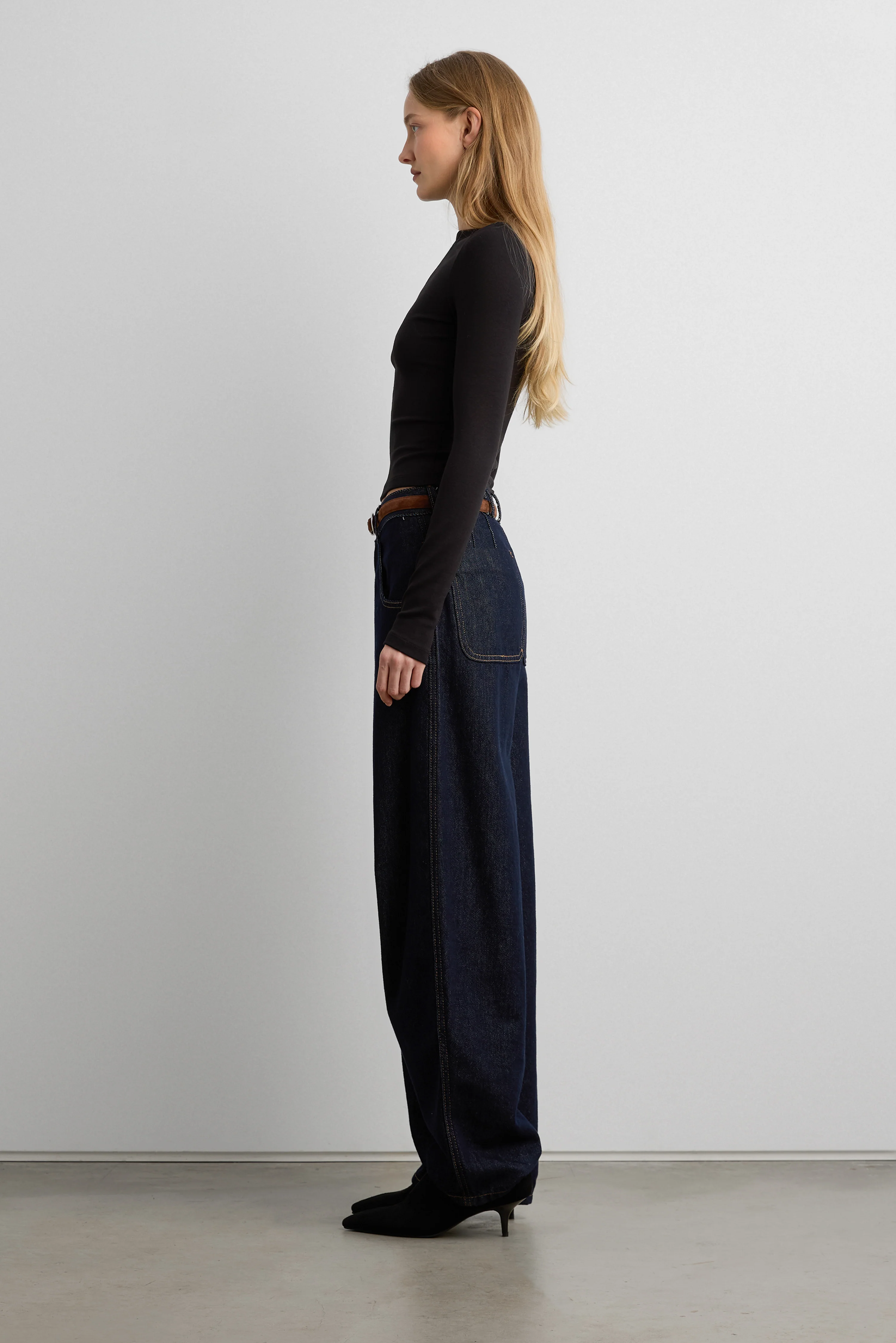 BOAT NECK LONG SLEEVE TOP - Image 3