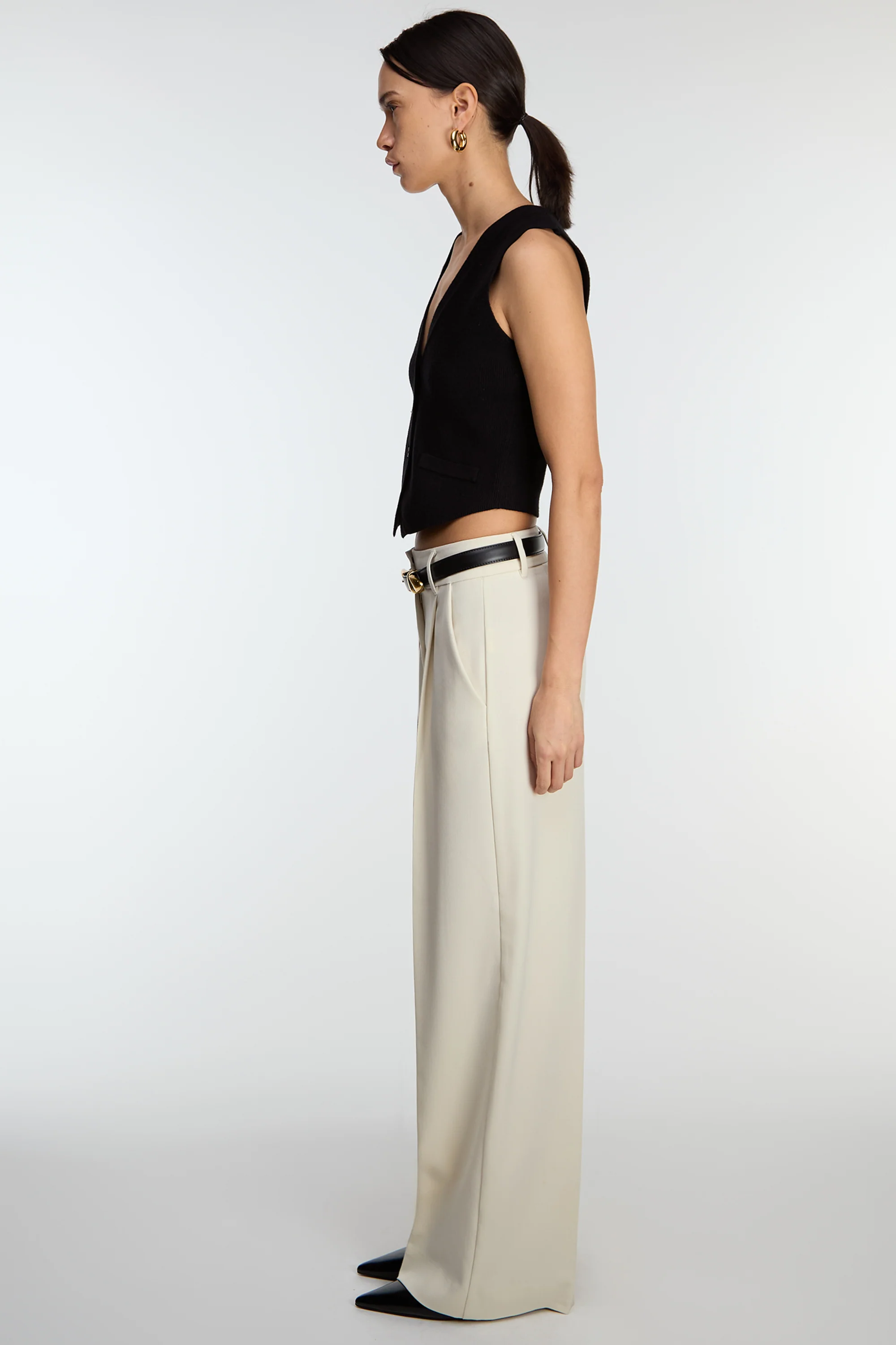 BUTTON FRONT KNIT VEST - Image 3