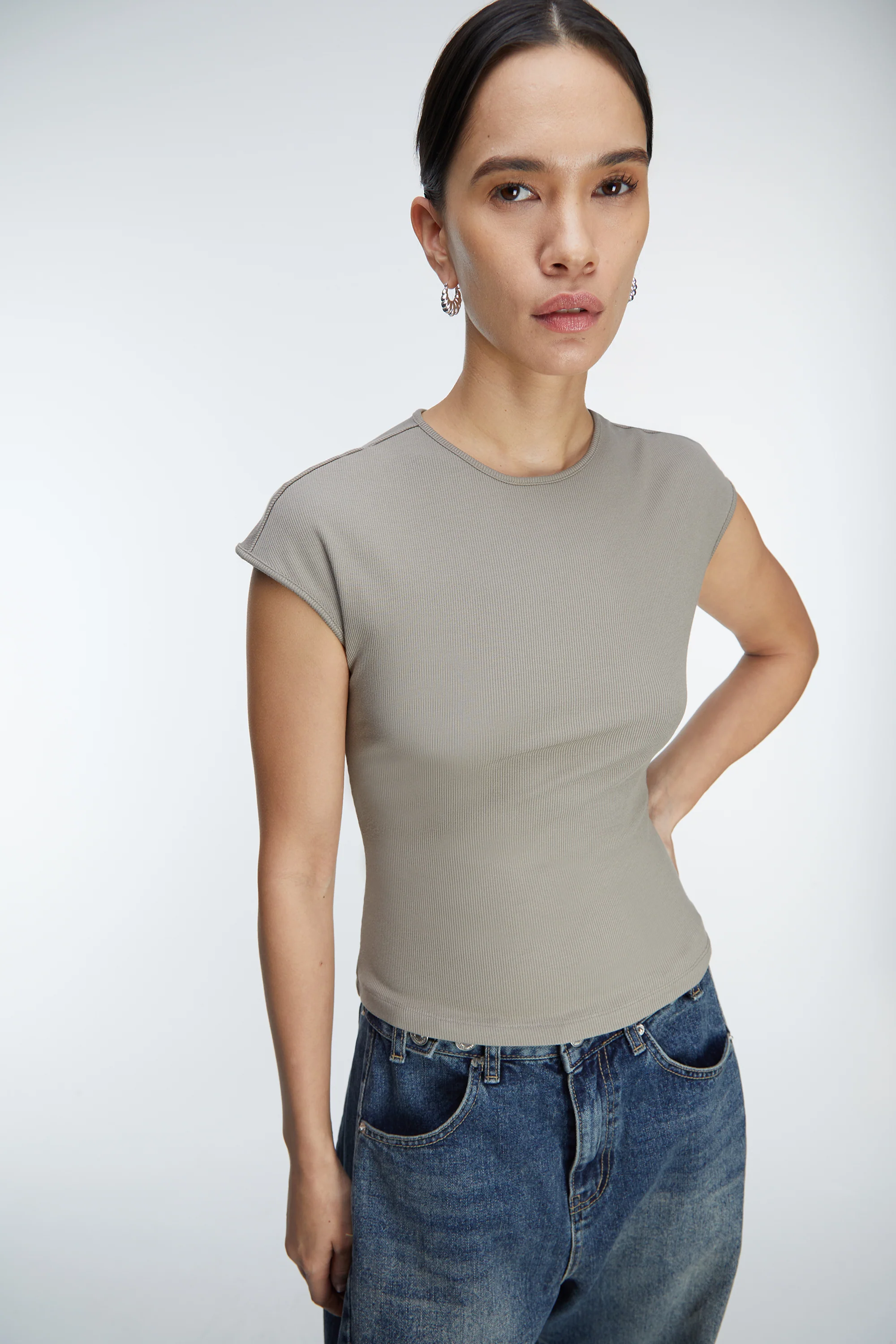RIBBED MODAL CAP SLEEVE T-SHIRT - Image 2