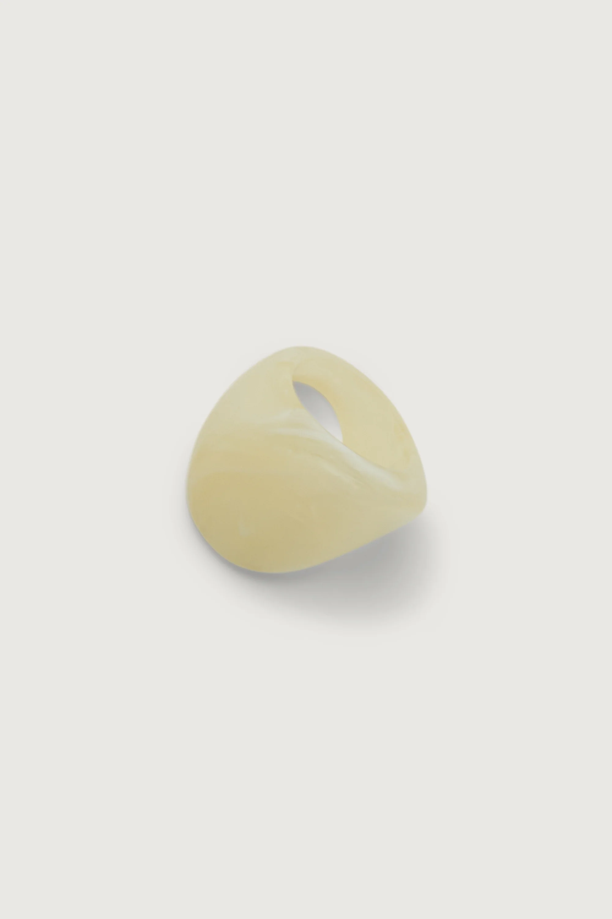 CHUNKY RESIN DOME RING - Image 3