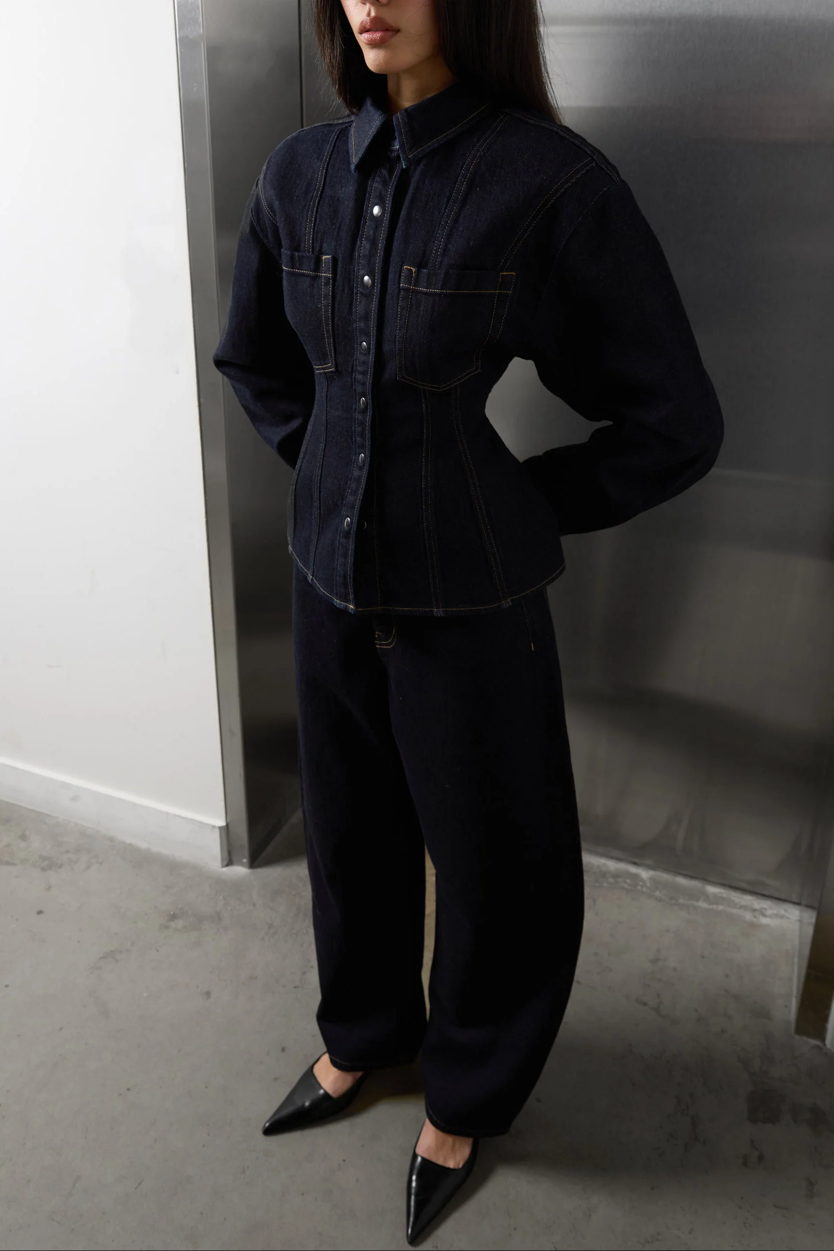 CINCHED WAIST DENIM SHIRT - Image 2