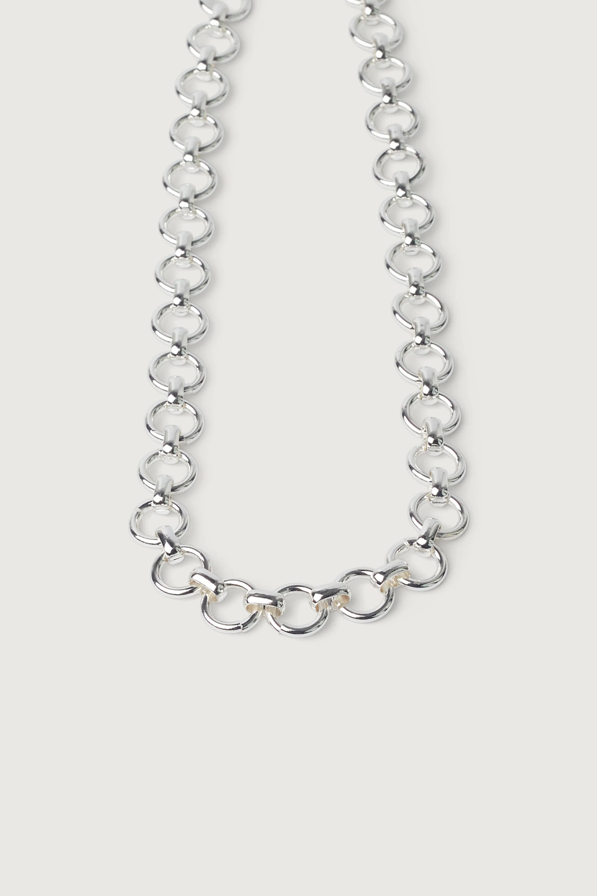CIRCLE CHAIN NECKLACE - Image 4