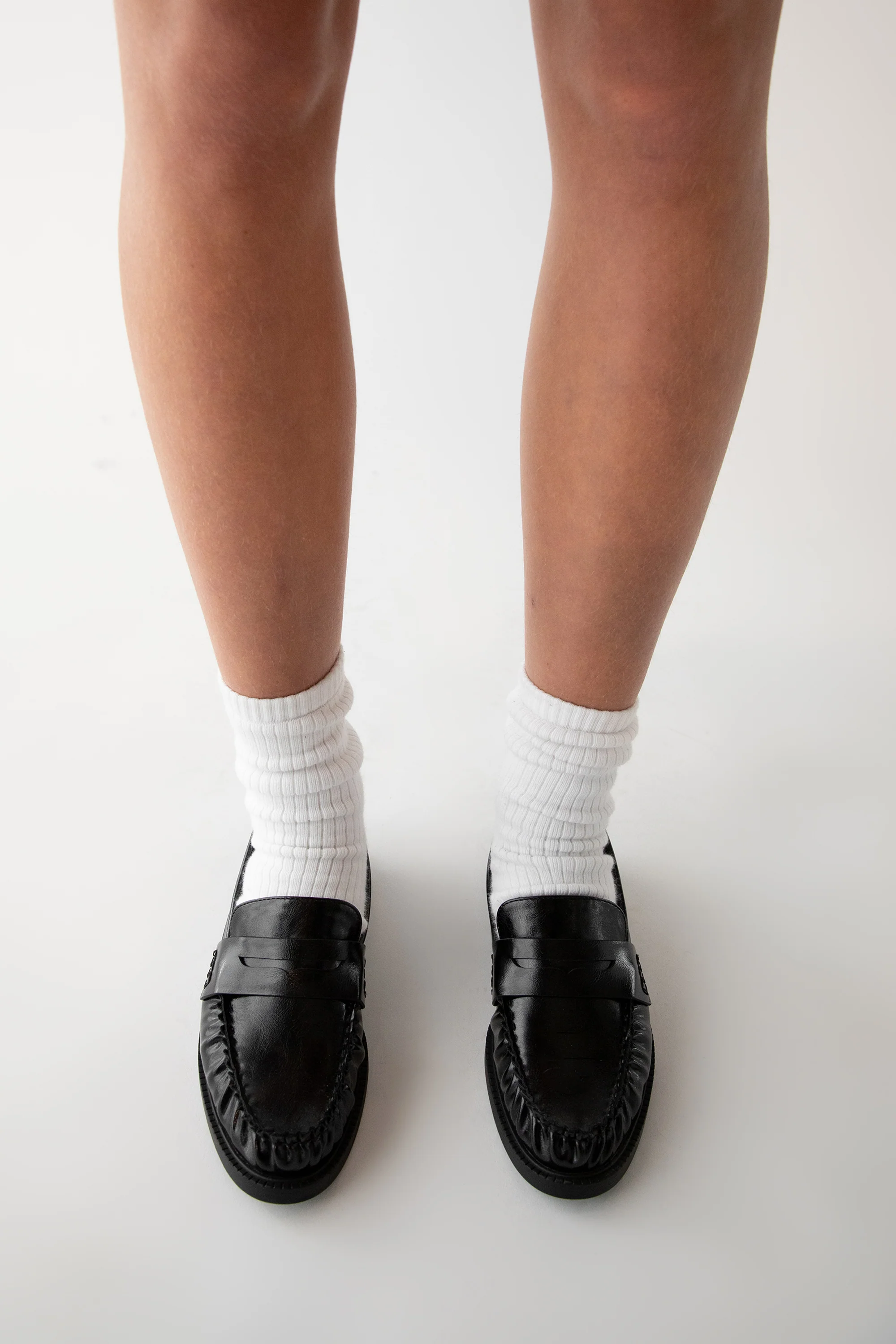 CLASSIC LOAFER - Image 2