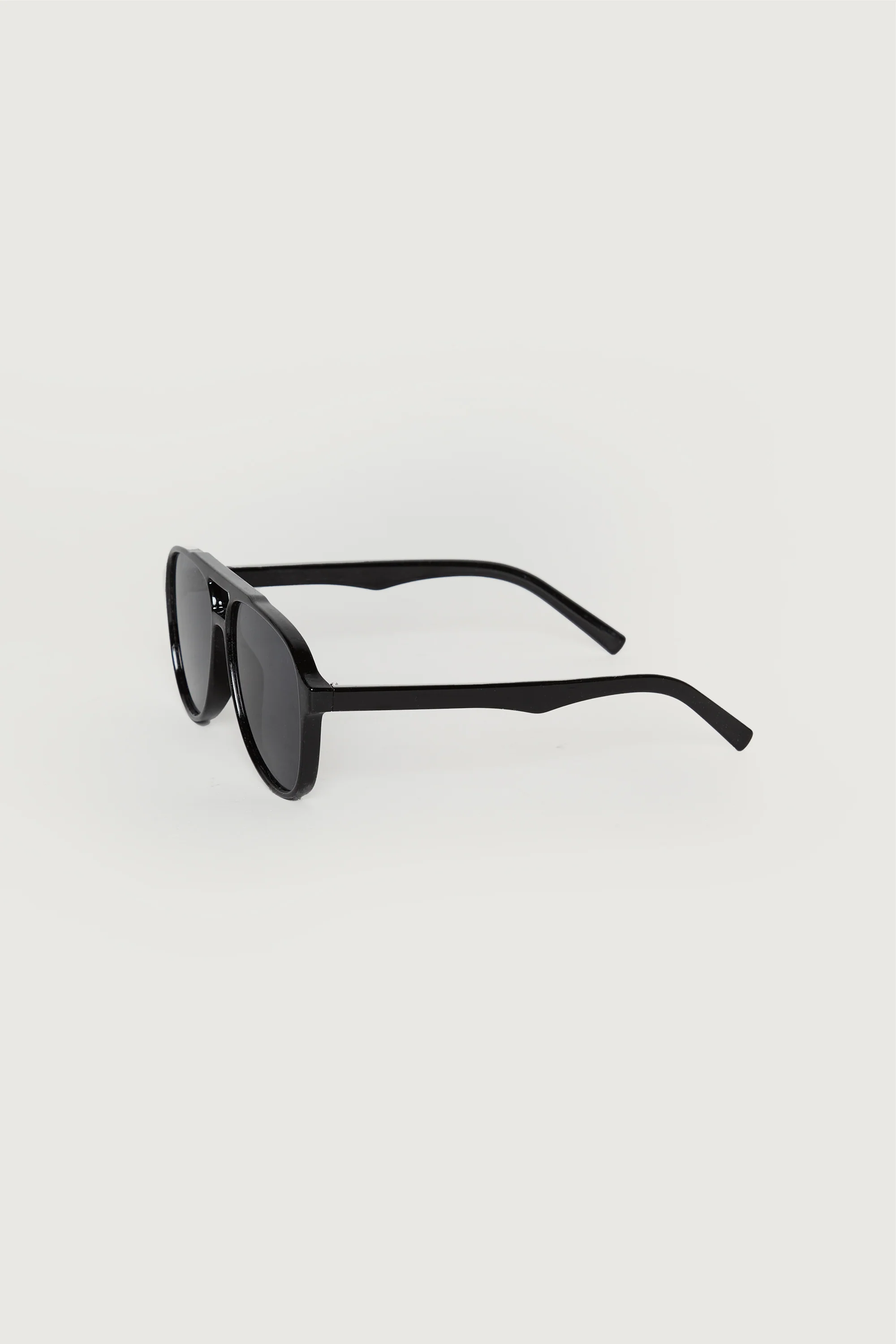 COLOURED LENS AVIATOR SUNGLASSES - Image 7
