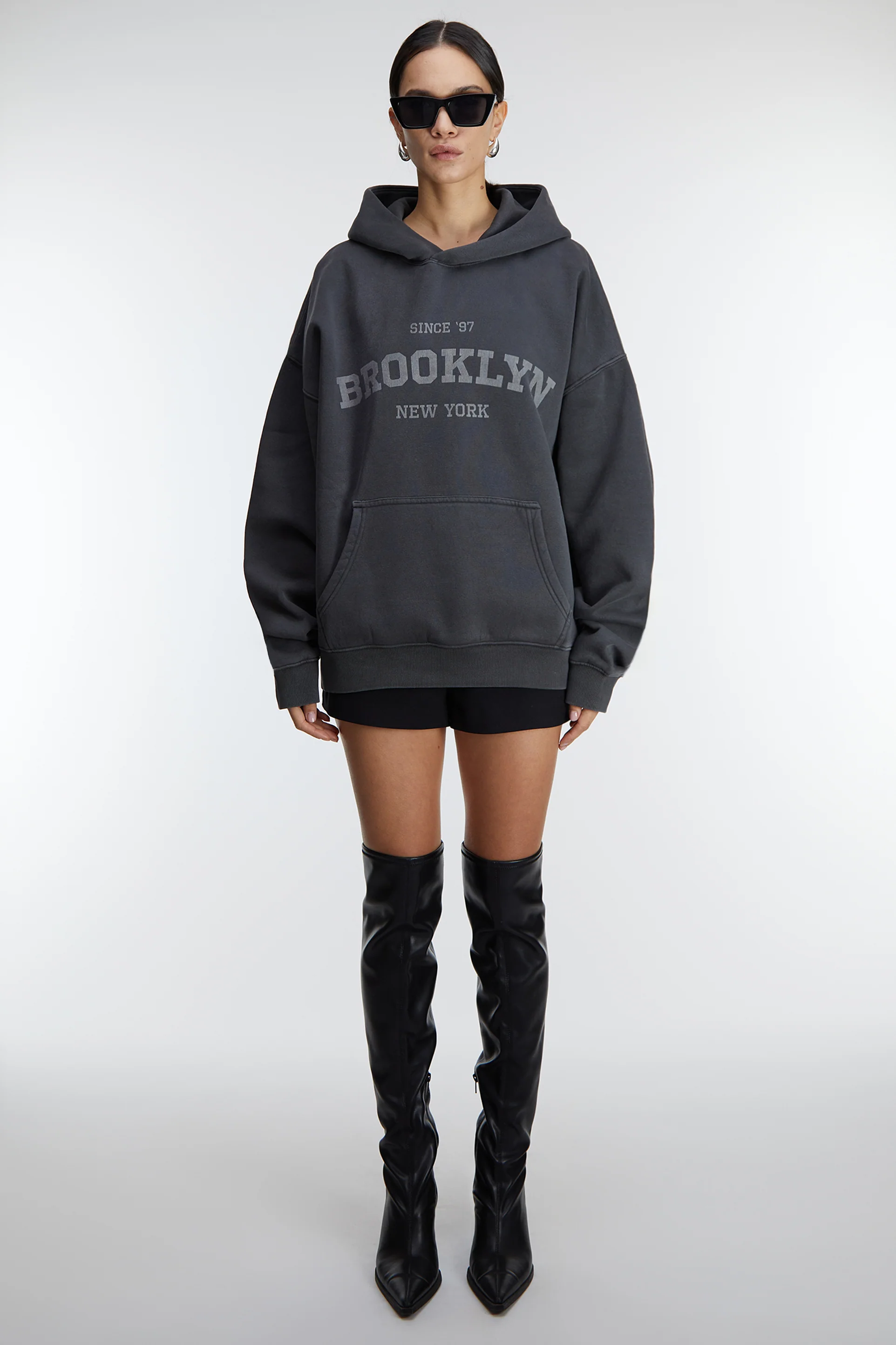FLEECE STUDIO GRAPHIC PULLOVER HOODIE - Image 5