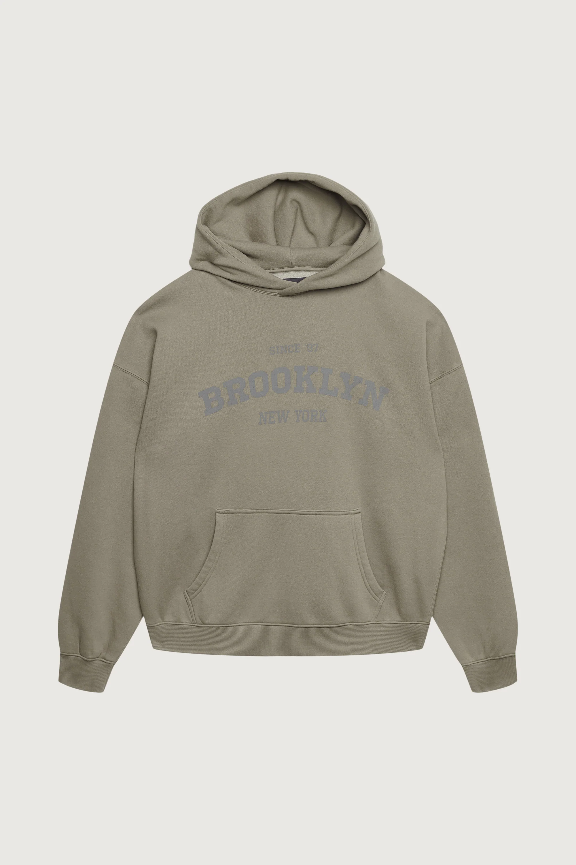 FLEECE STUDIO GRAPHIC PULLOVER HOODIE - Image 9