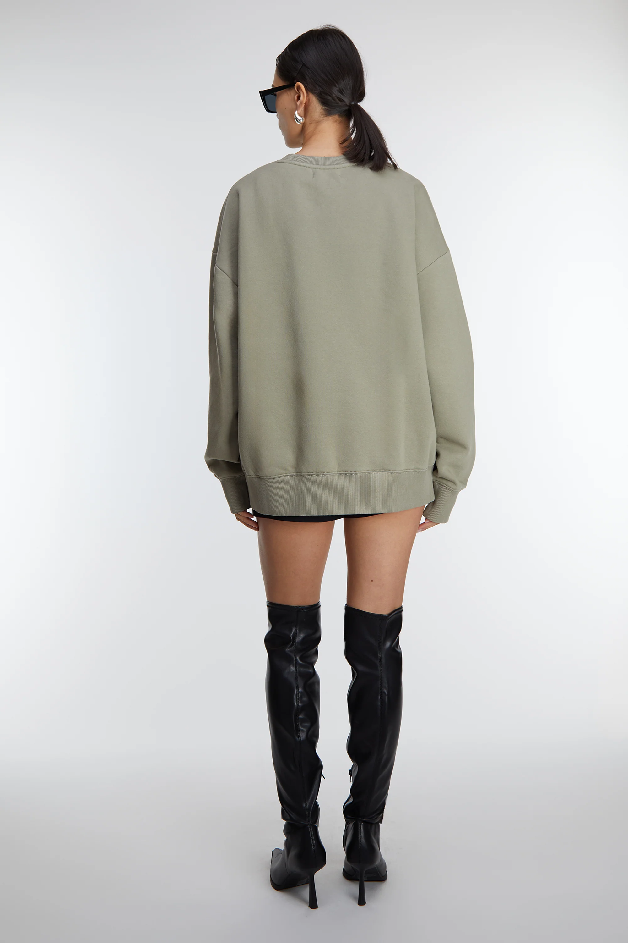 FLEECE STUDIO GRAPHIC SWEATSHIRT - Image 7