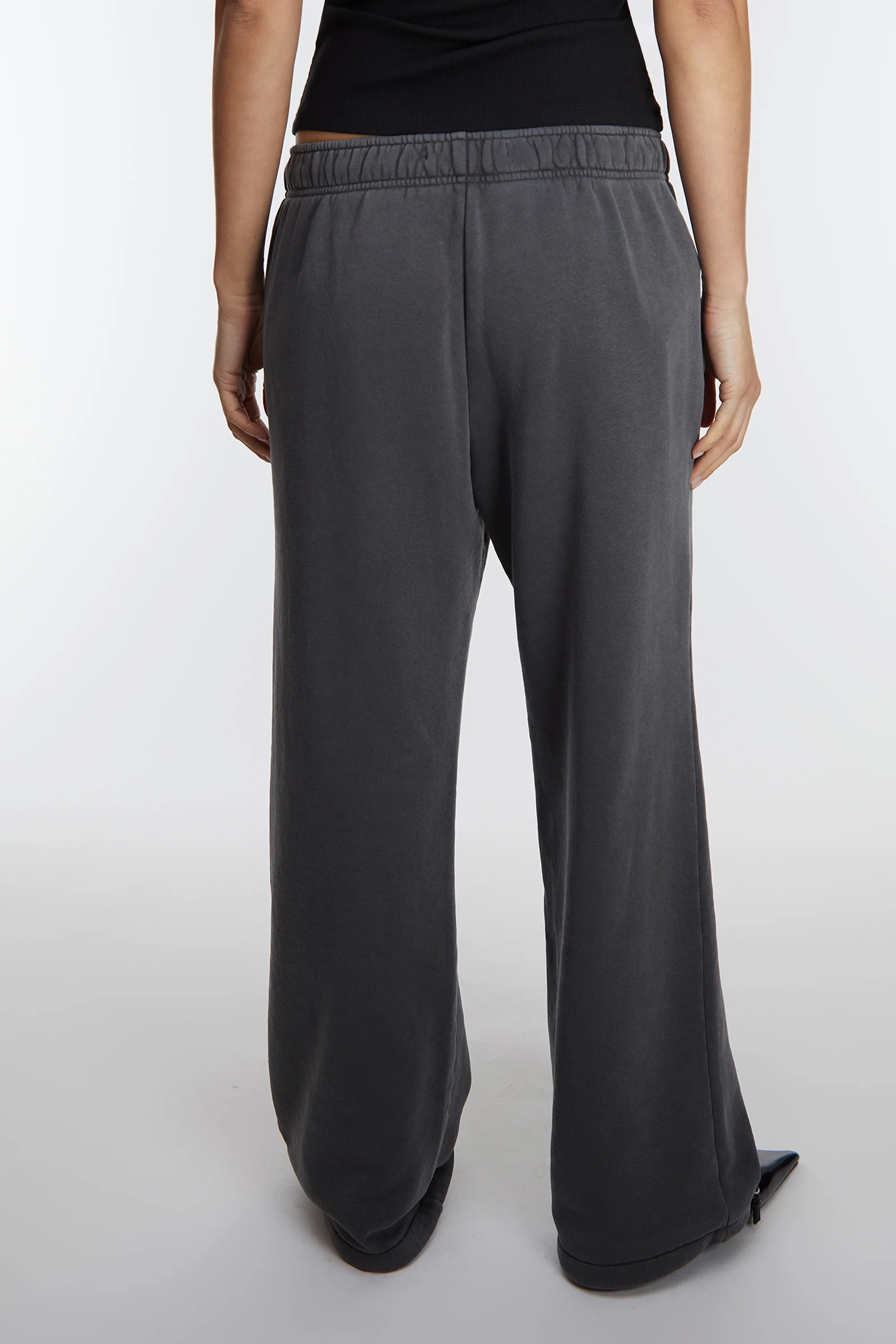 FLEECE STUDIO STRAIGHT LEG SWEATPANT - Image 3