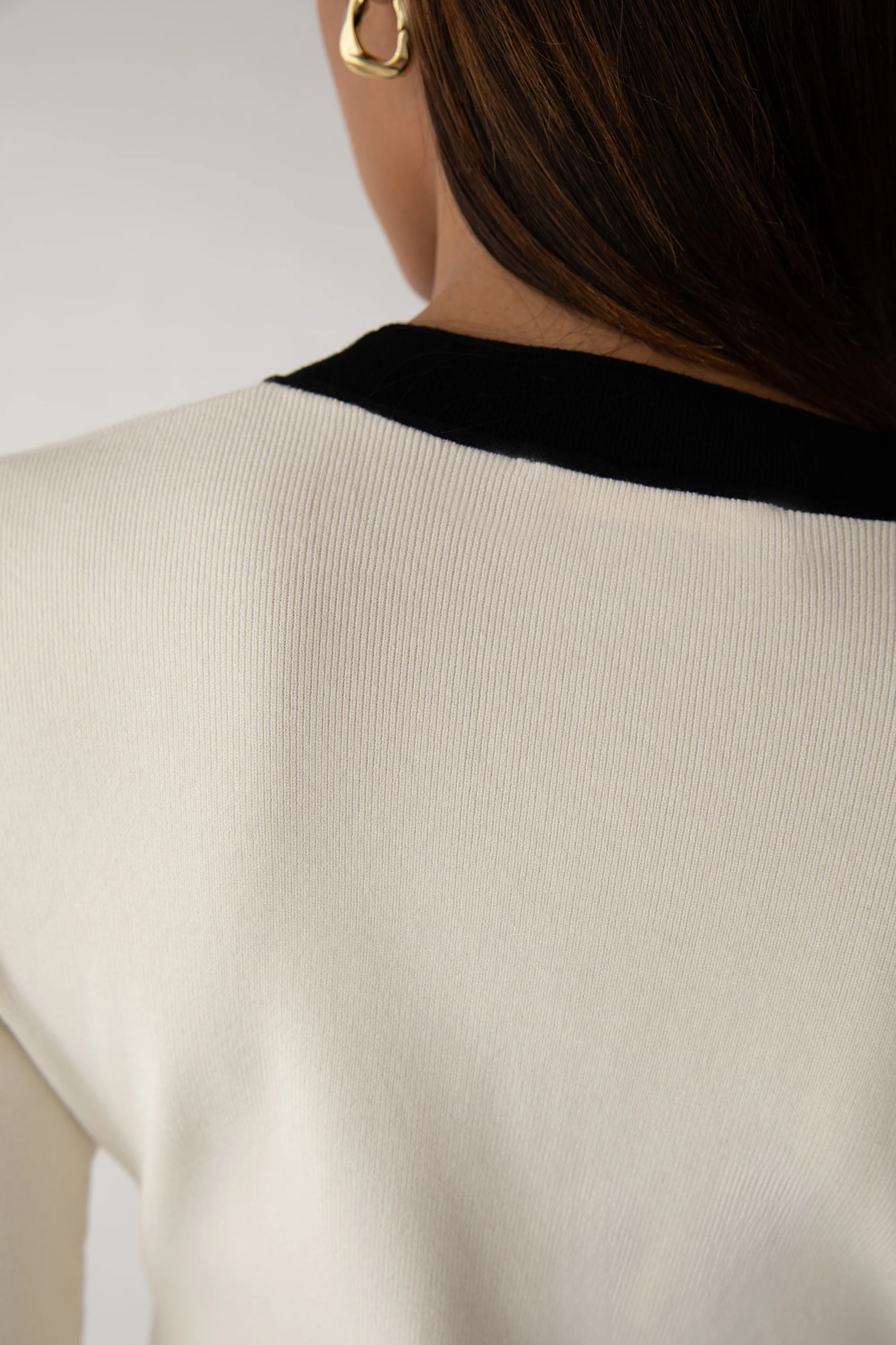 CONTRAST TRIM BUTTON FRONT KNIT MINI DRESS - Image 6