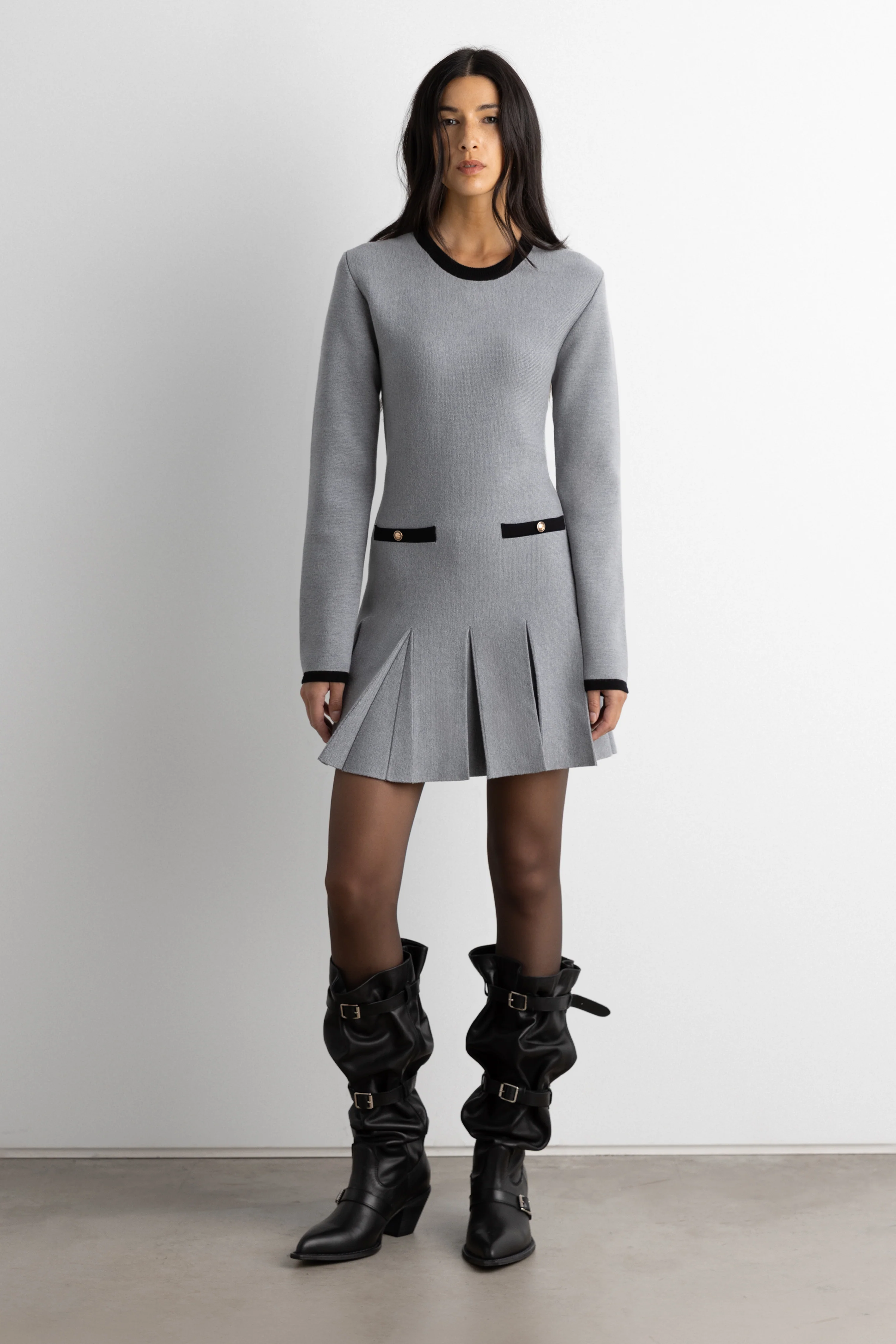 CONTRAST TRIM PLEATED MINI DRESS - Image 7