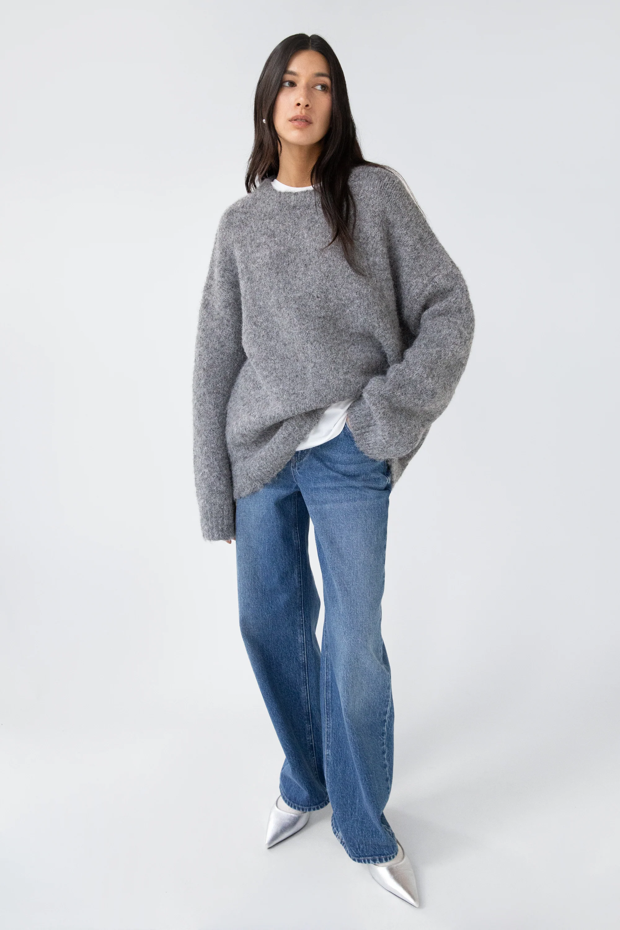 OVERSIZED CREWNECK SWEATER - Image 3