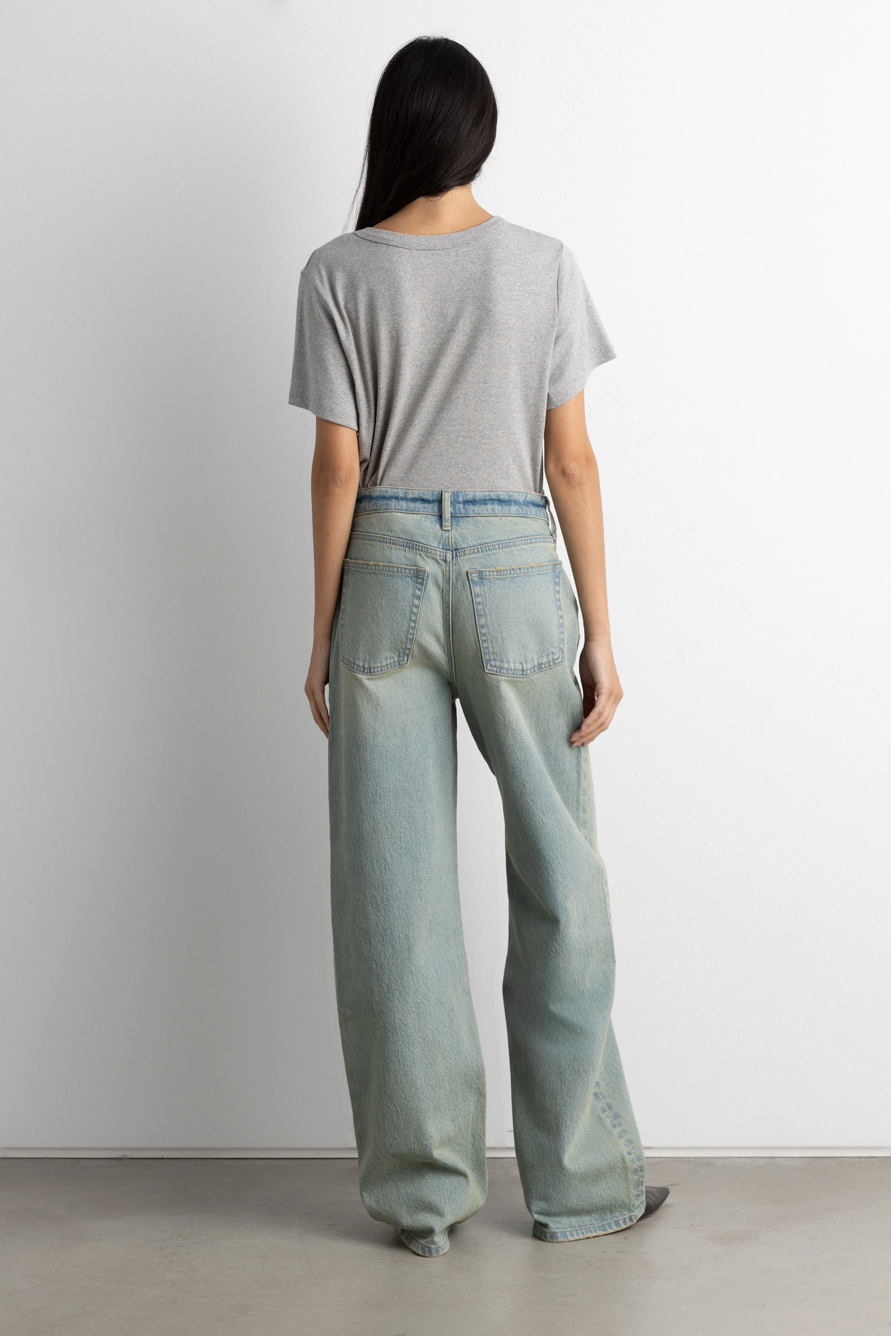 MIDWEIGHT COTTON CREWNECK T-SHIRT - Image 9
