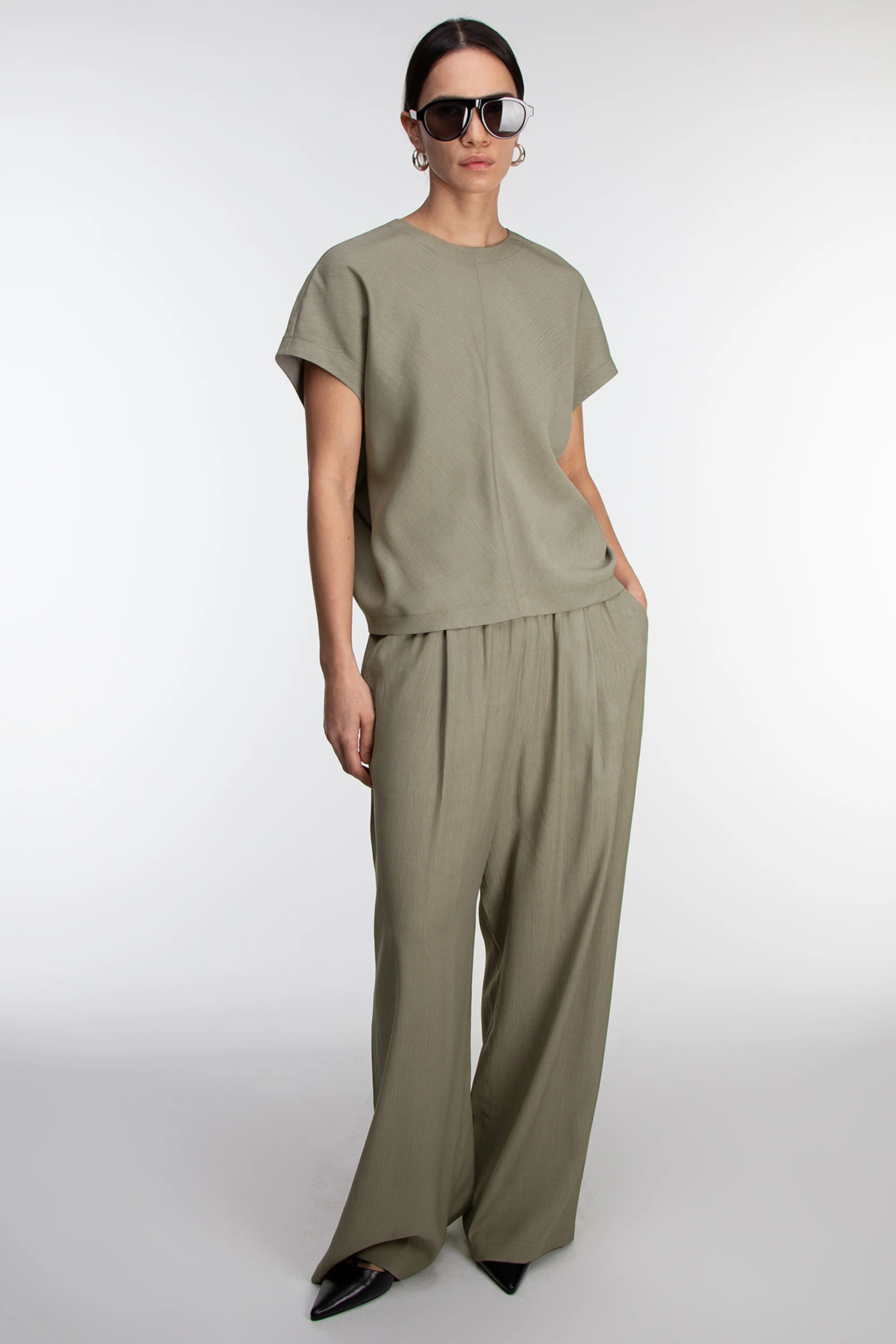 CRINKLED RAYON TOP