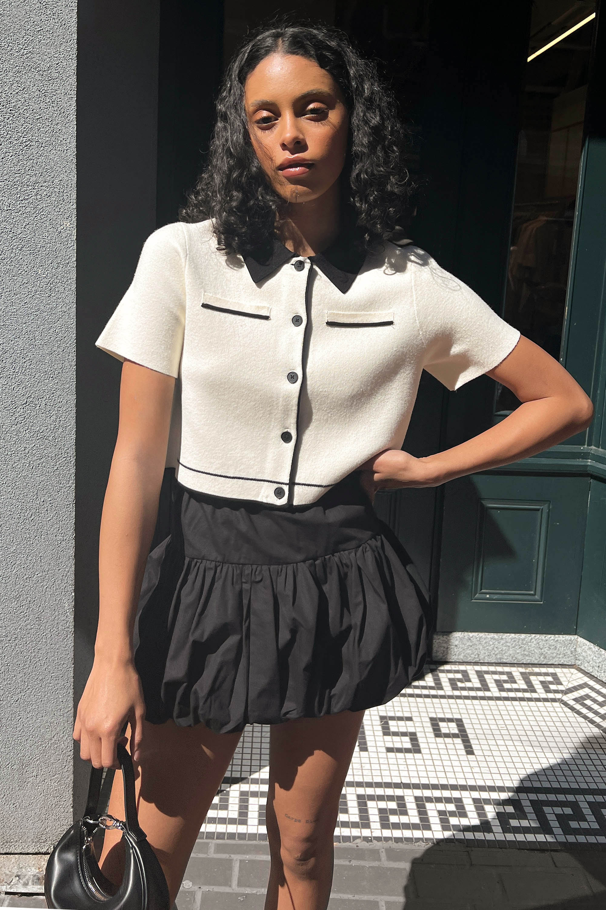 CROPPED KNIT CONTRAST TRIM TOP - Image 12
