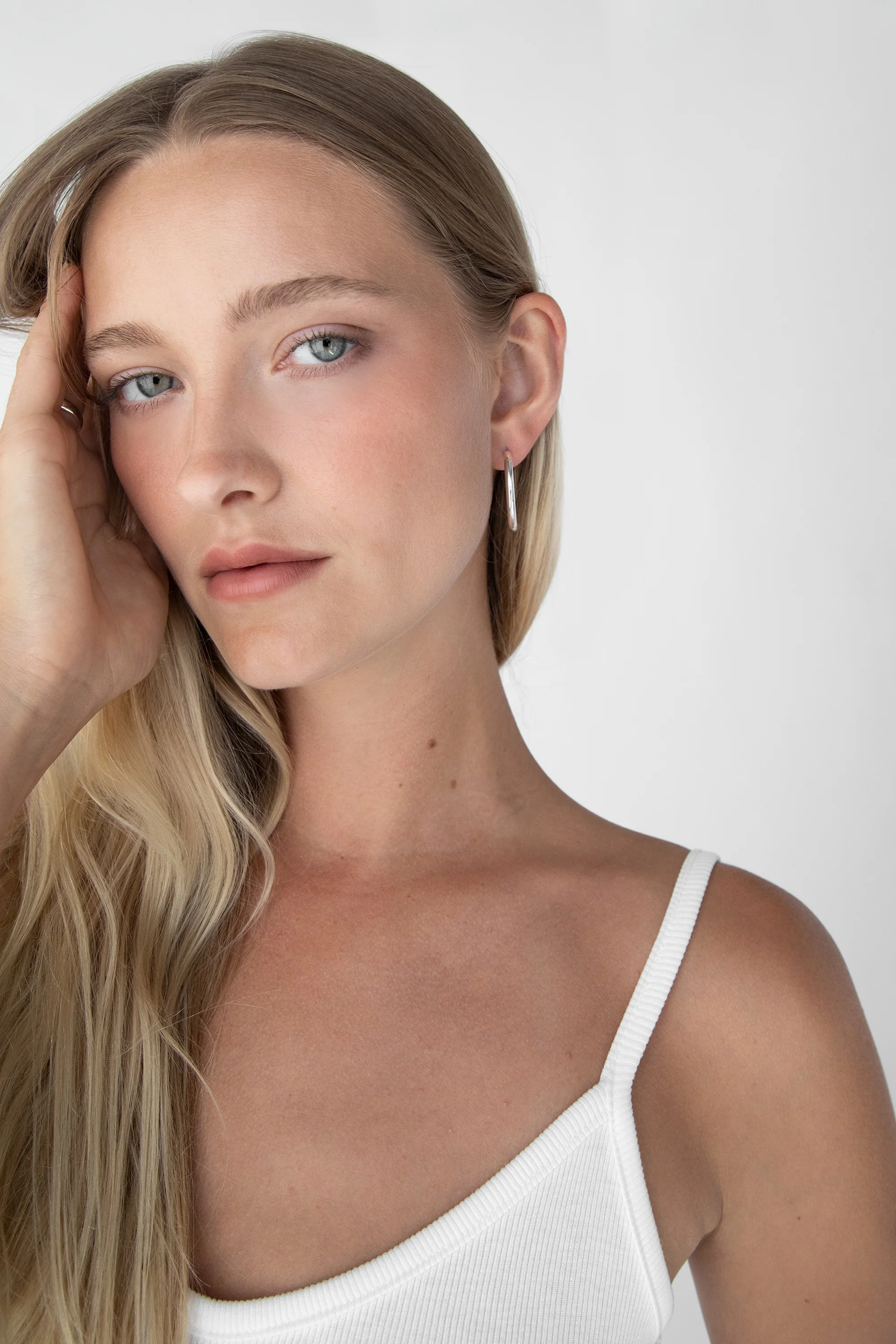 MEDIUM HOOPS - Image 3