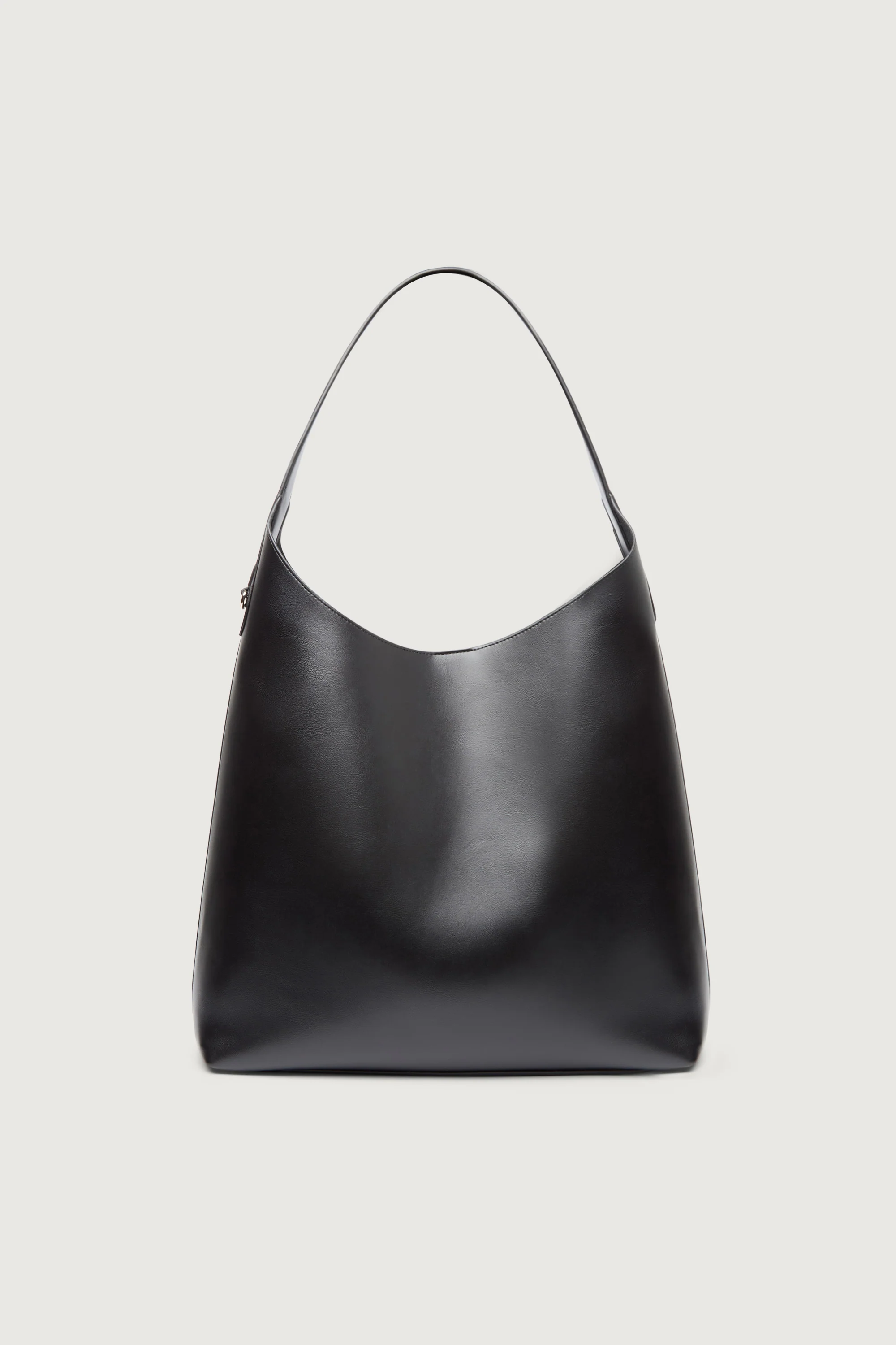 EVERYDAY SHOULDER BAG