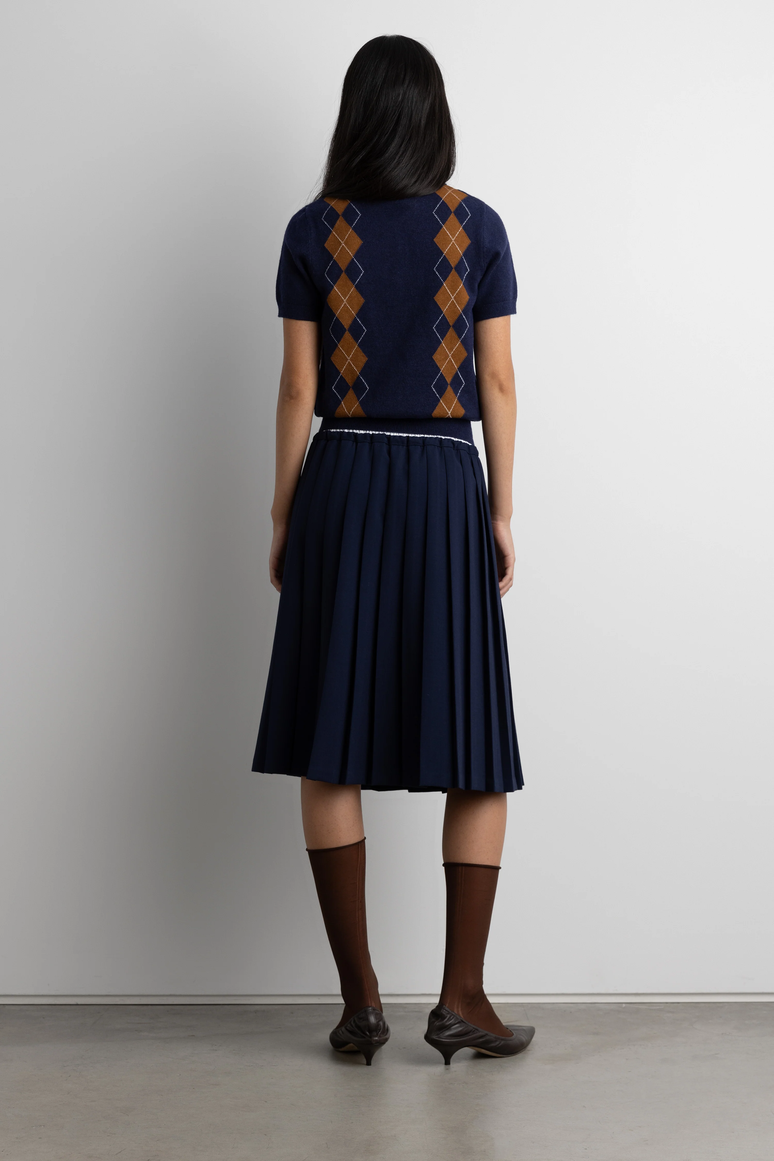 EXPOSED WAIST PLEATED MIDI SKIRT - Image 4