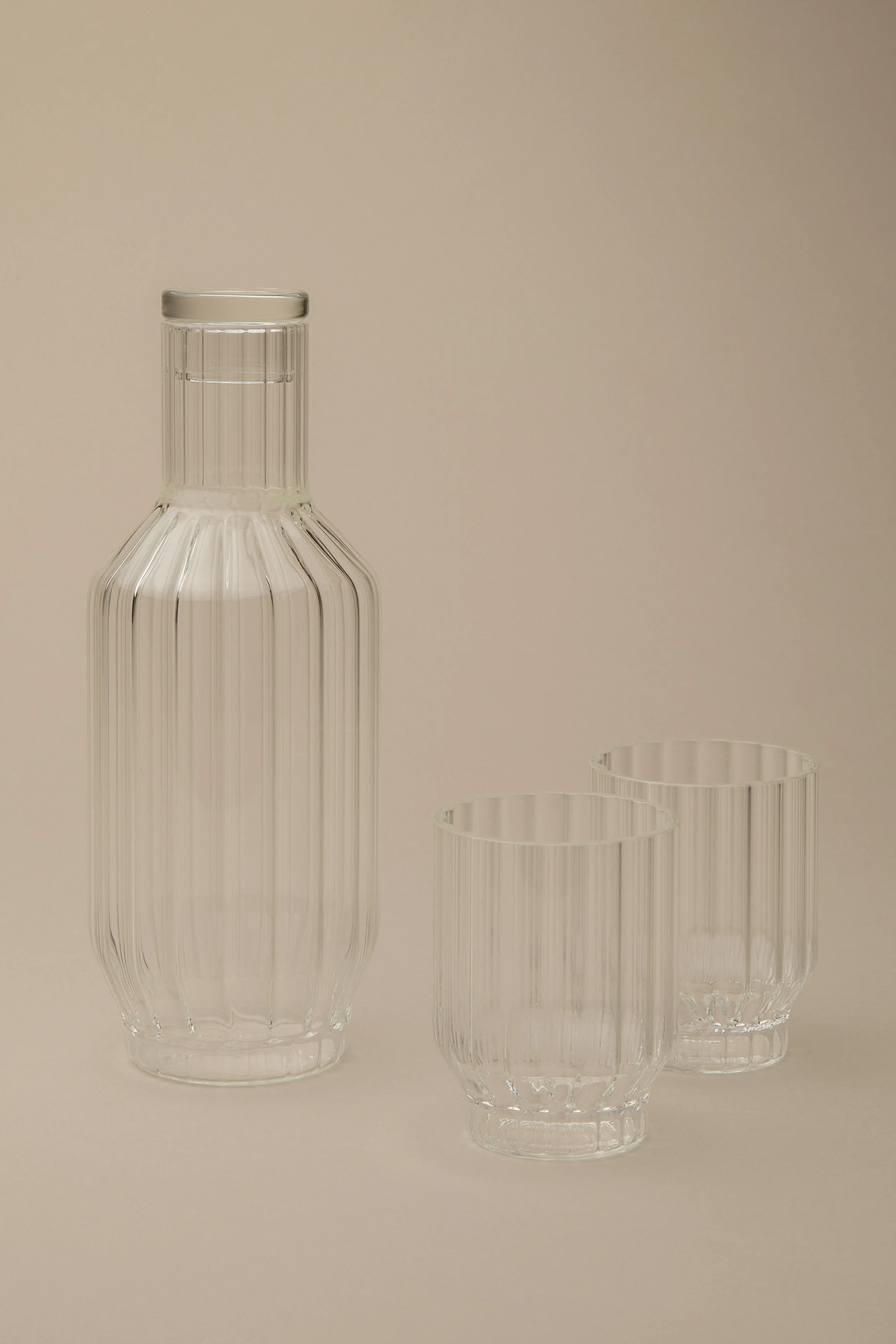FLUTED CARAFE - Image 4