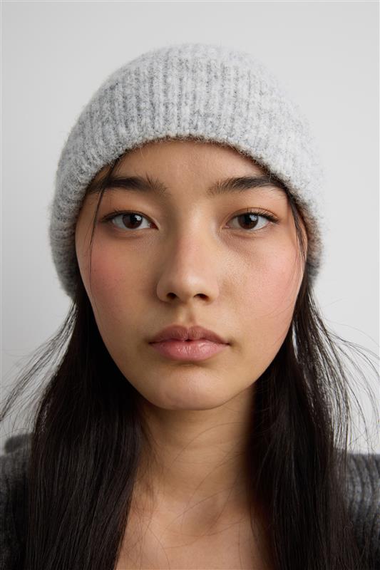FUZZY RIBBED KNIT BEANIE - Image 5