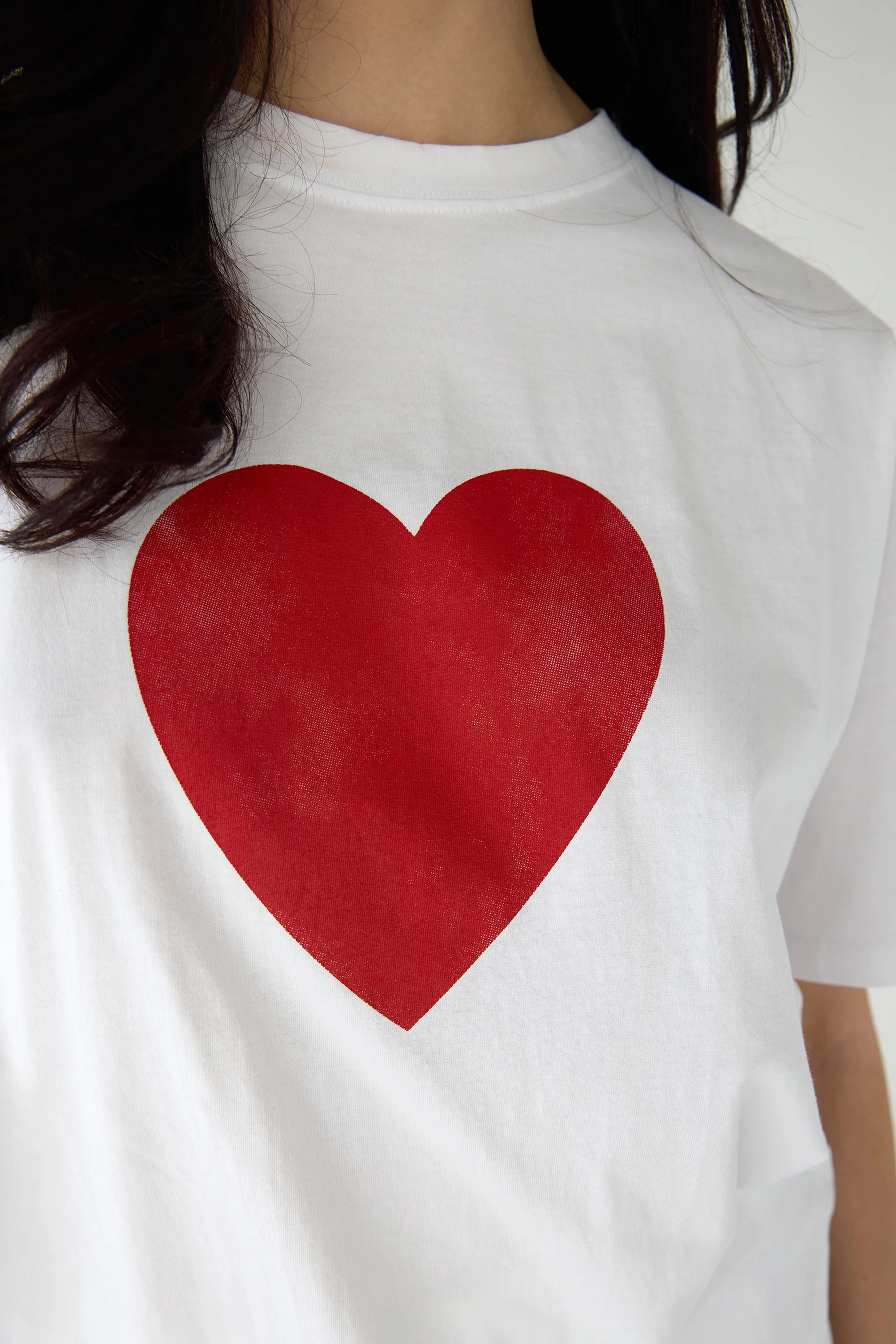 HEART GRAPHIC T-SHIRT - Image 4
