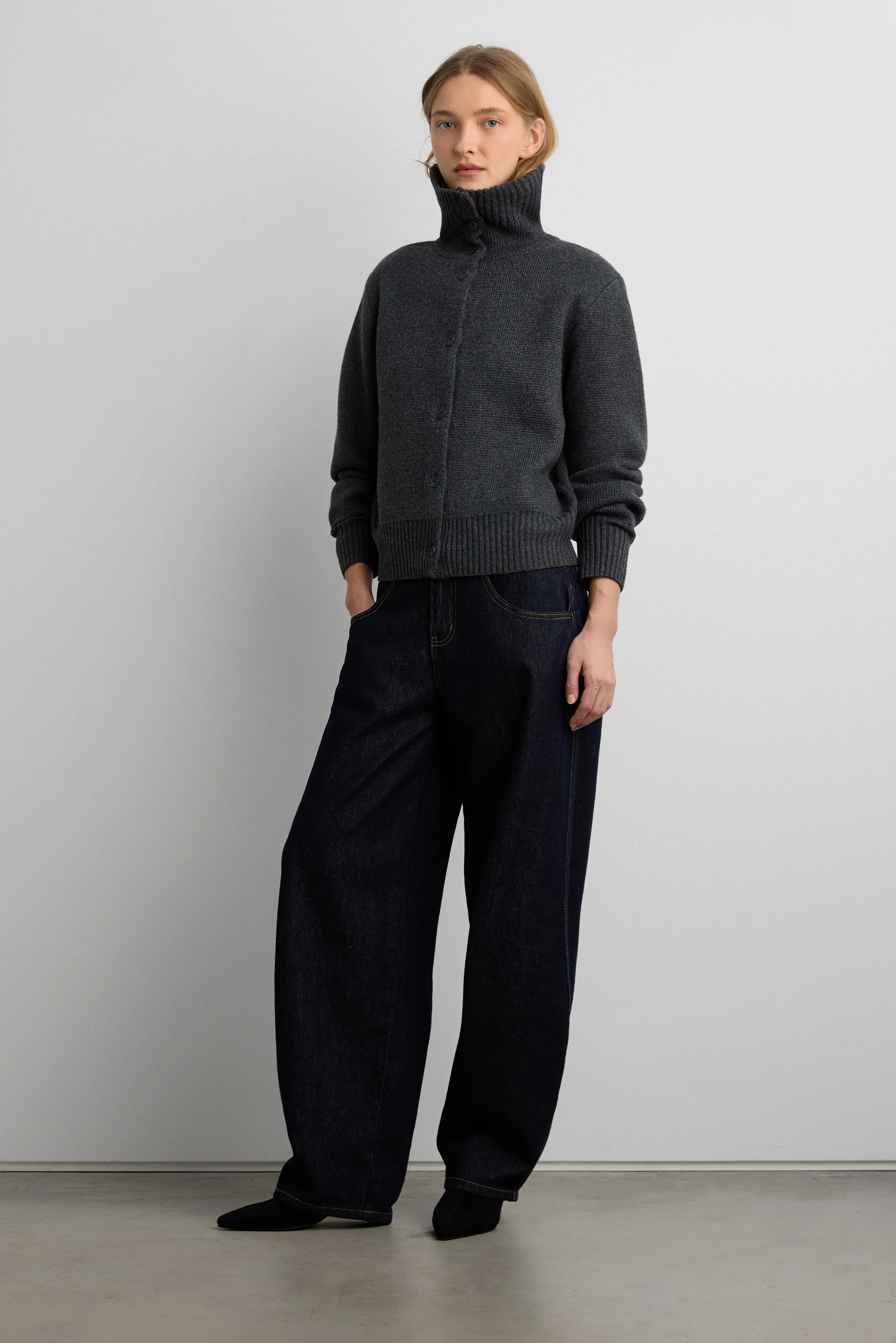HIGH COLLAR BUTTON FRONT CARDIGAN - Image 5