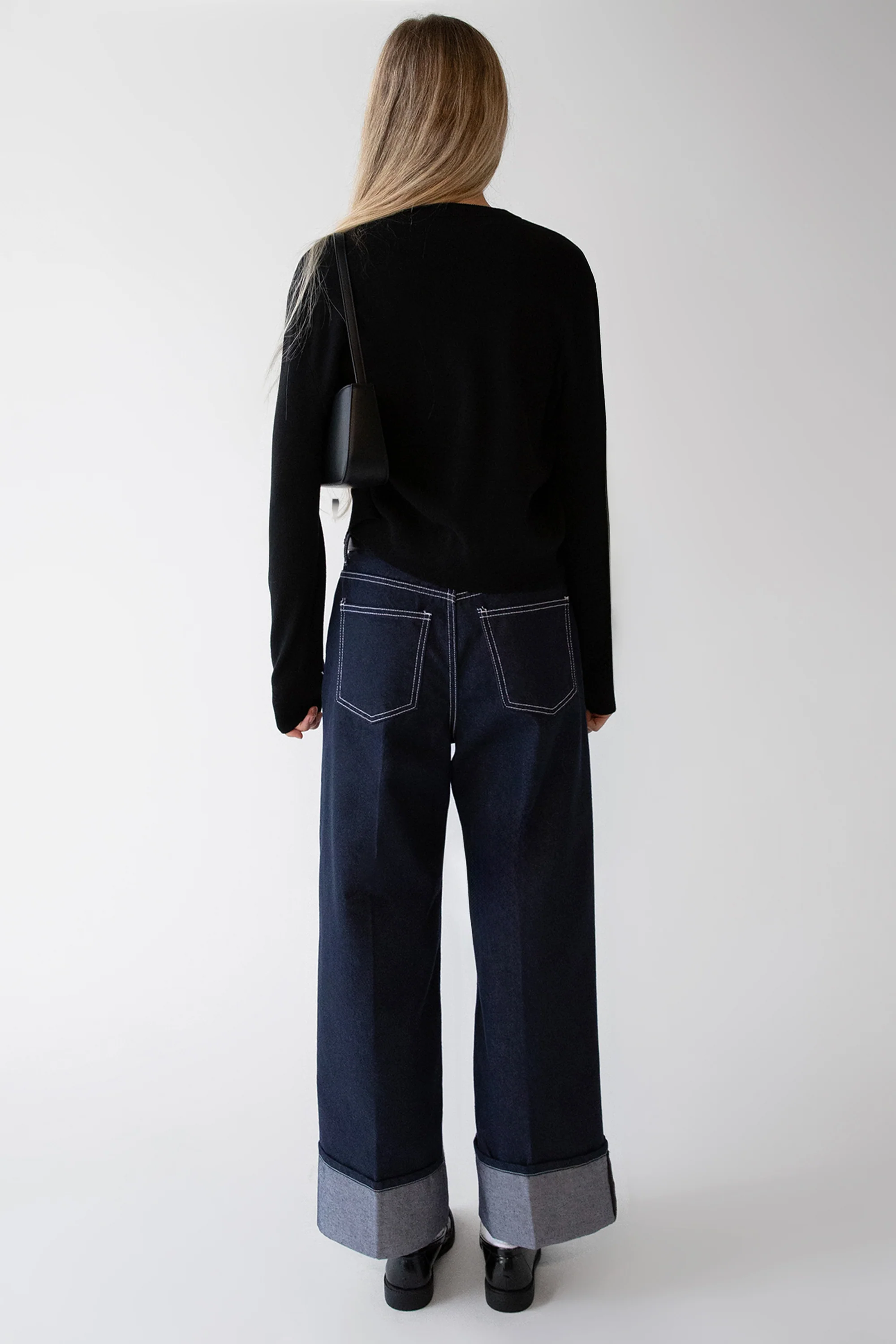 DARK BLUE HIGH-RISE CUFFED JEAN - Image 4