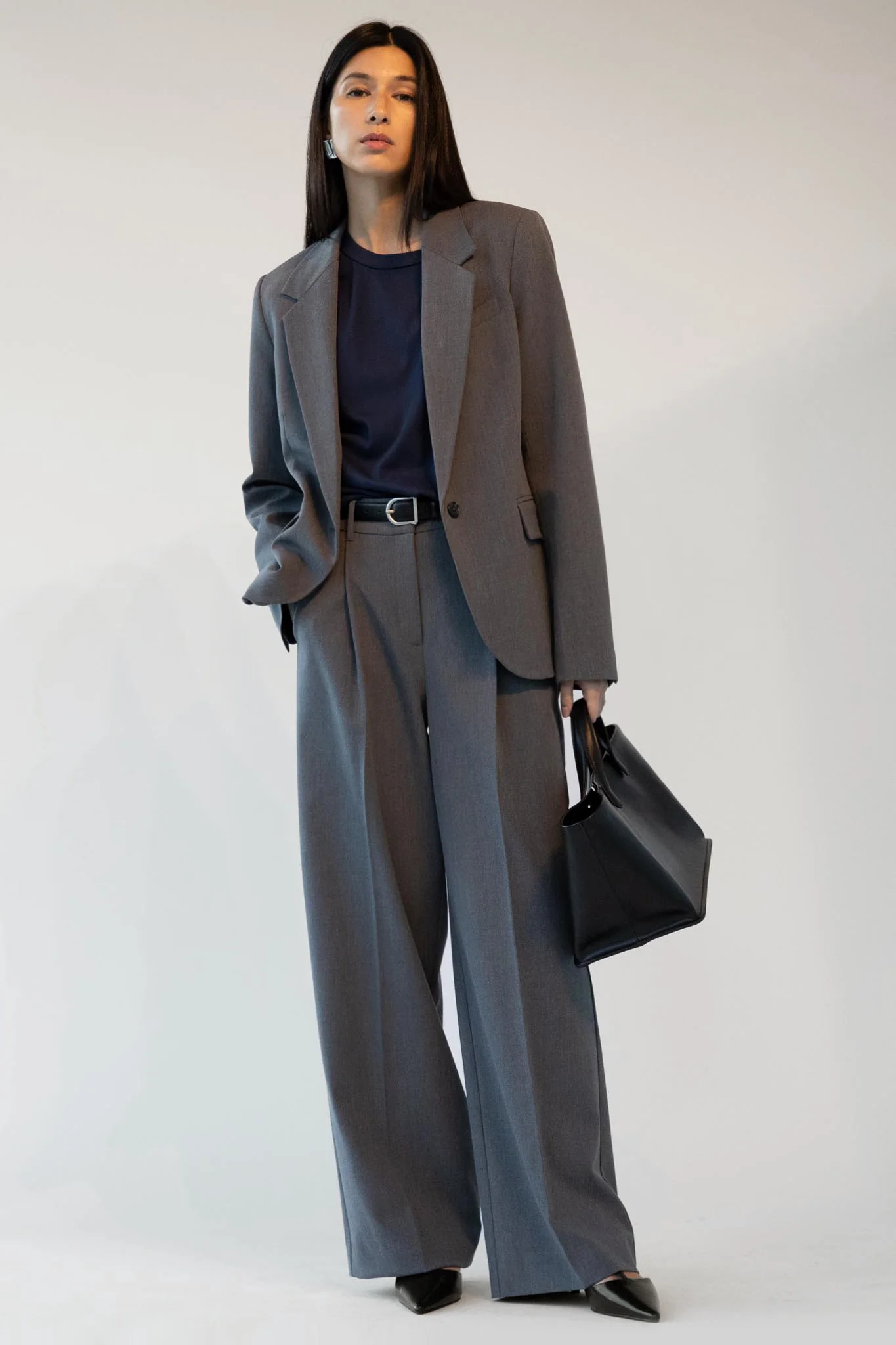 HIGH-RISE STRAIGHT LEG TROUSER - Image 13