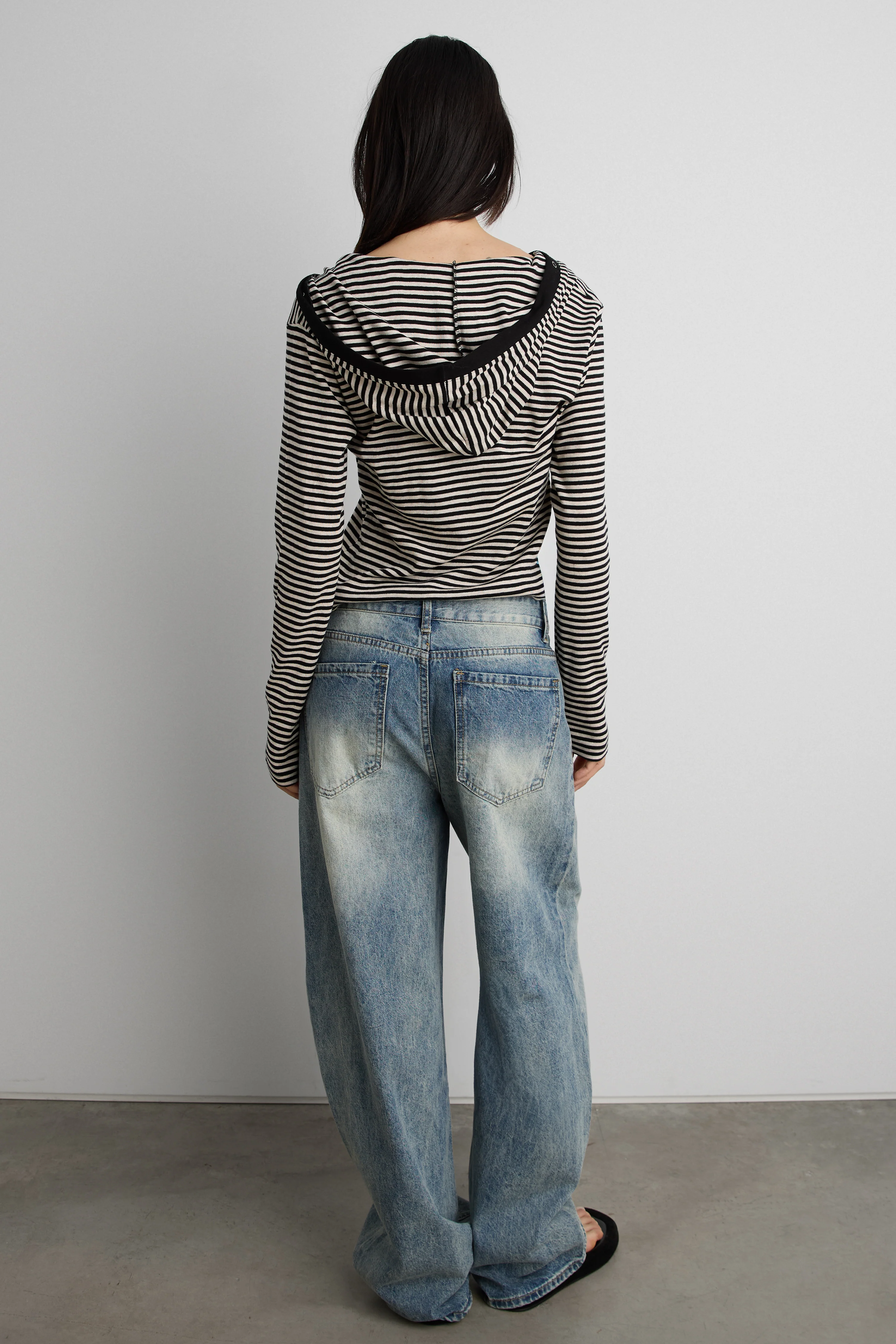 HOODED STRIPED TOP WITH SNAP FRONT DETAIL - Image 5
