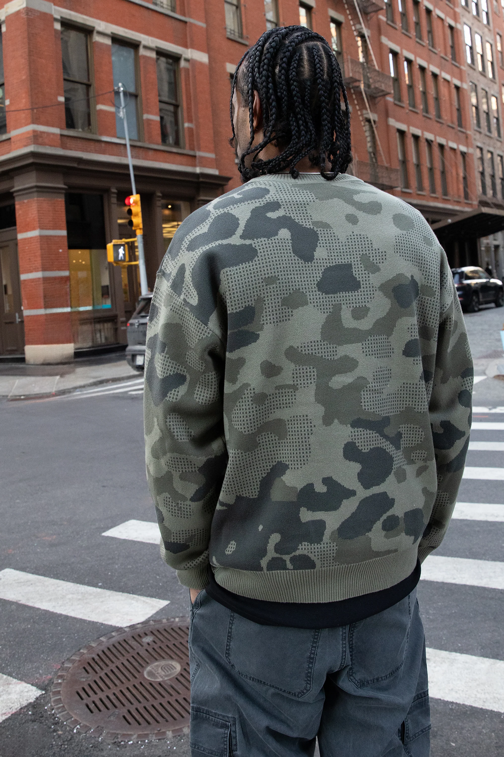 JACQUARD CAMO KNIT SWEATER - Image 2