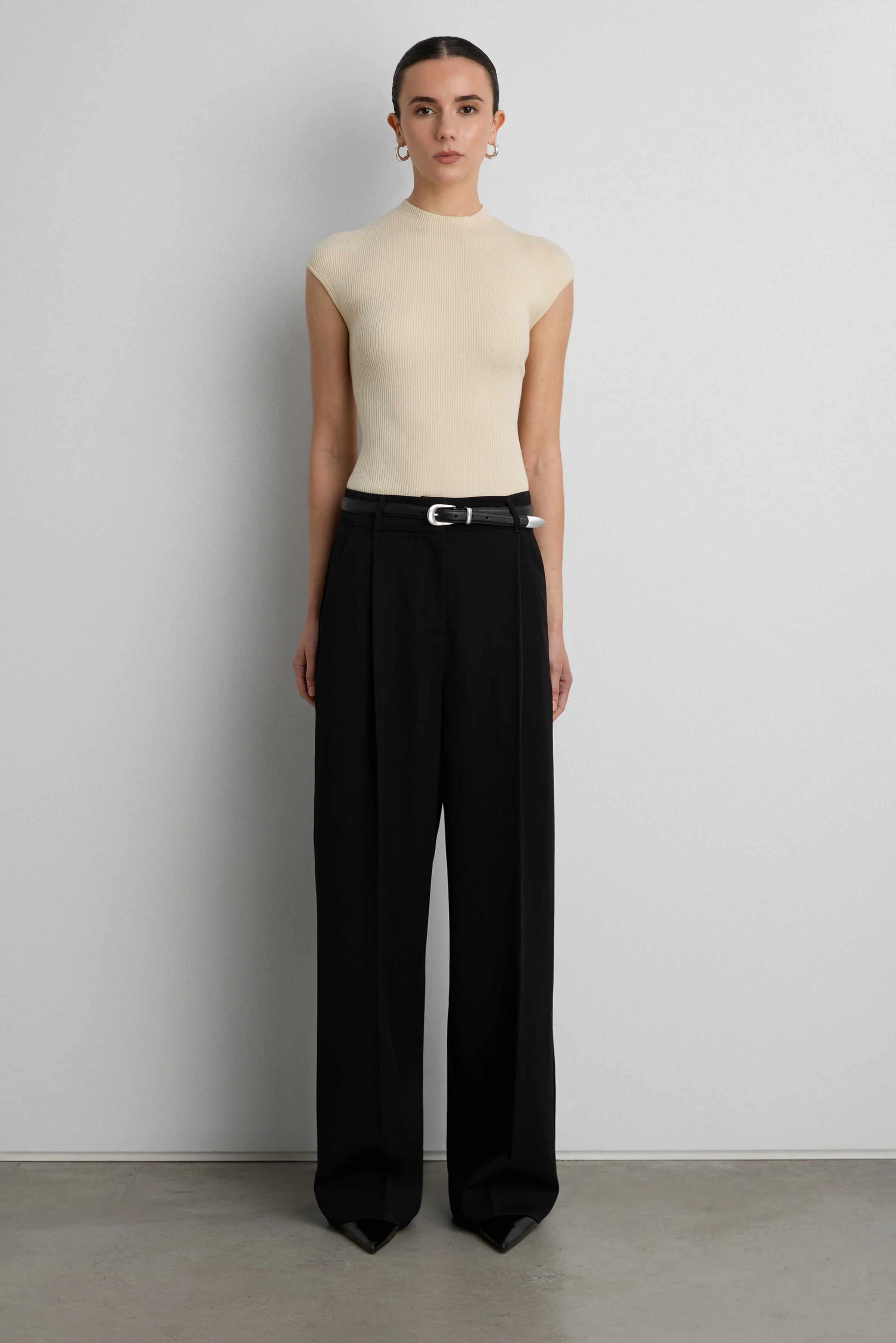KNIT MOCKNECK TOP