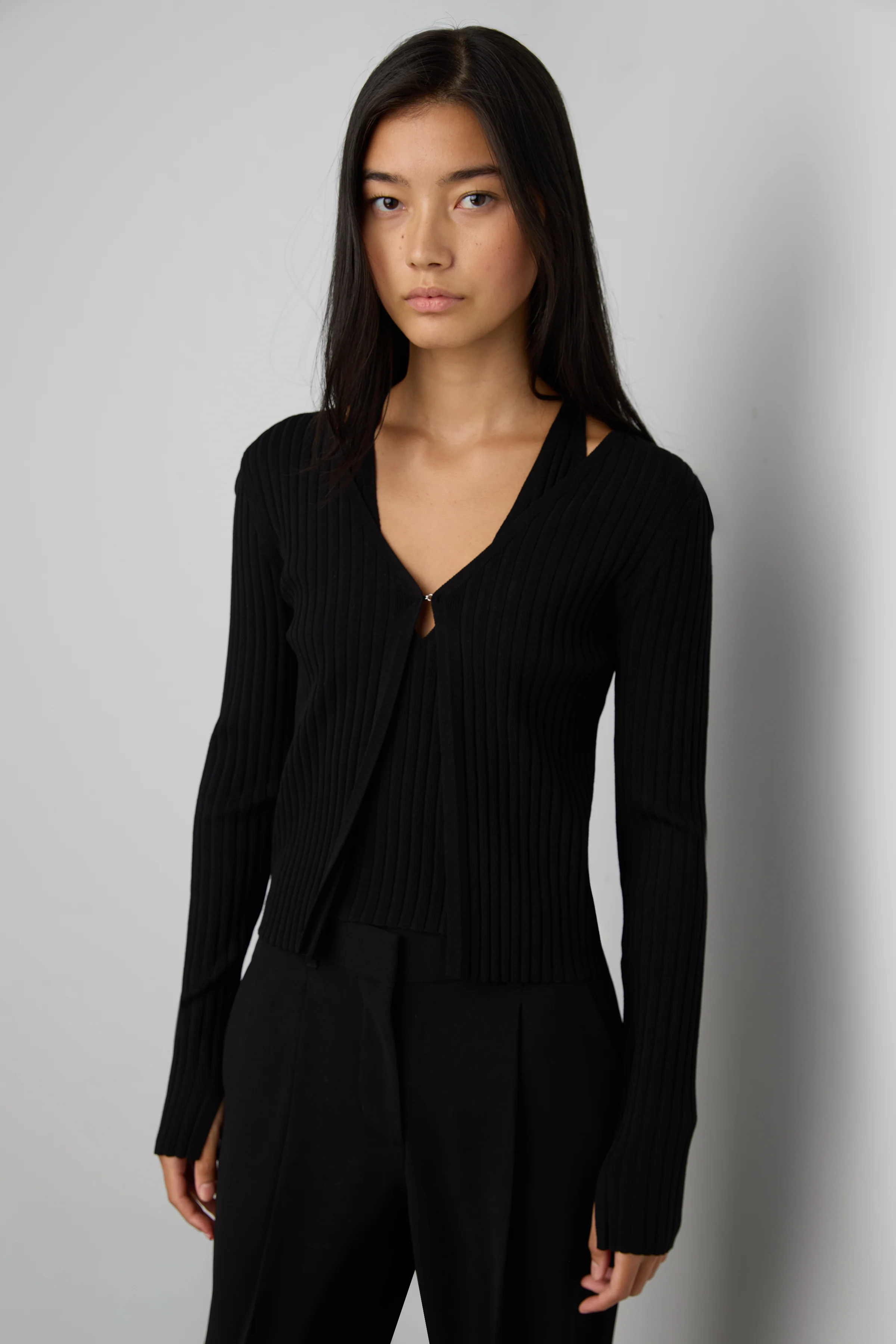 LAYERED EFFECT HALTER CARDIGAN - Image 2