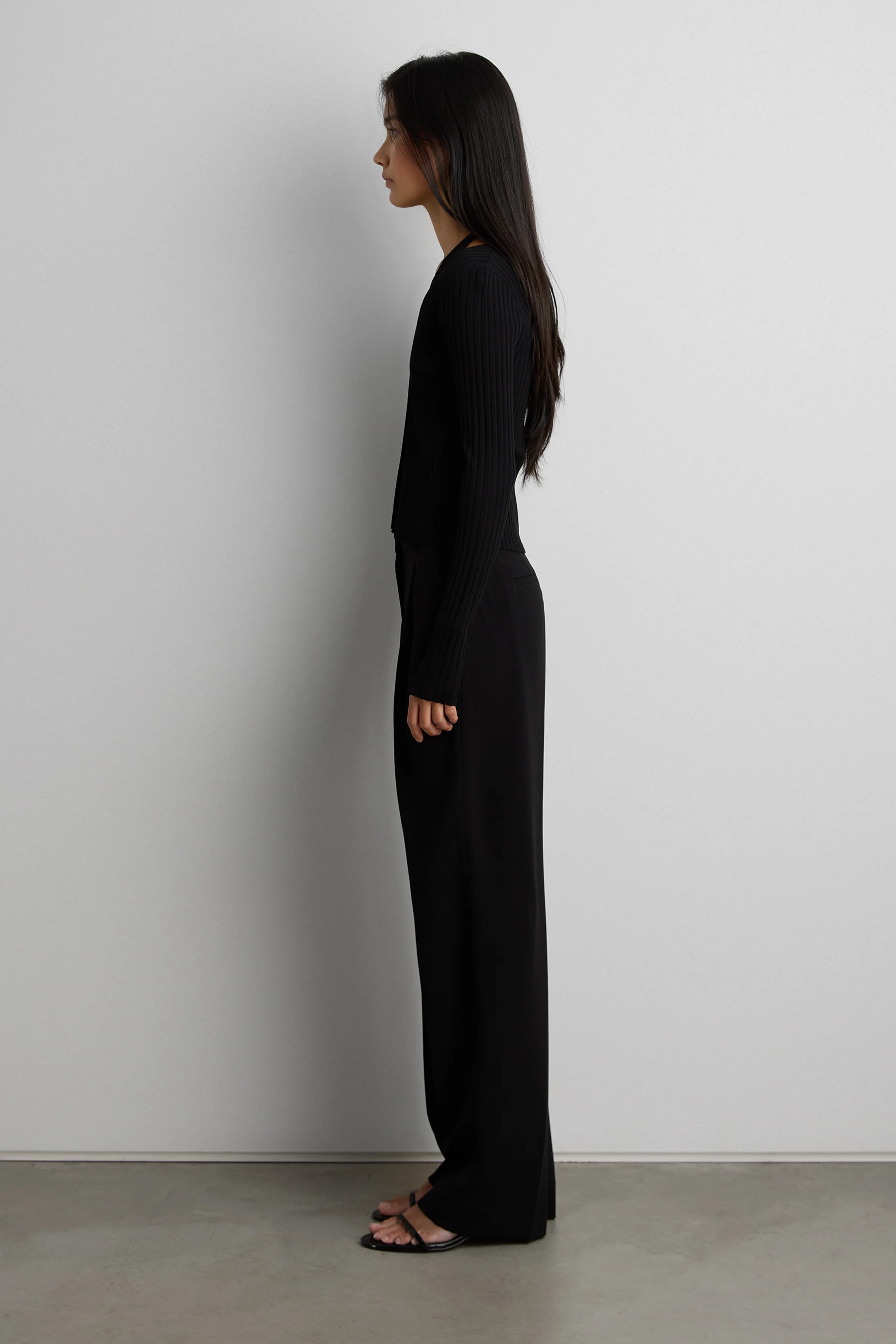LAYERED EFFECT HALTER CARDIGAN - Image 3