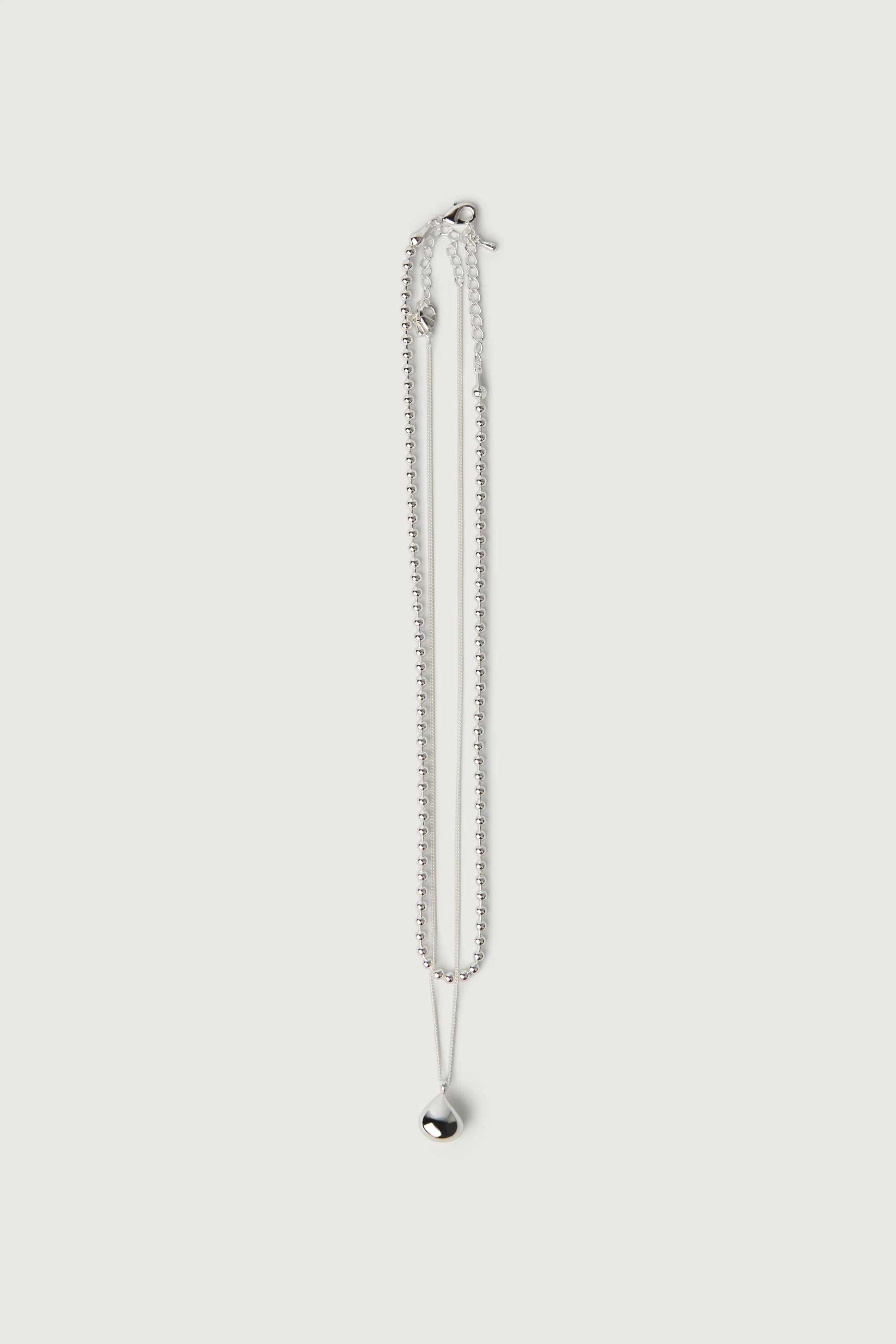 LAYERED HEART PENDANT NECKLACE - Image 2