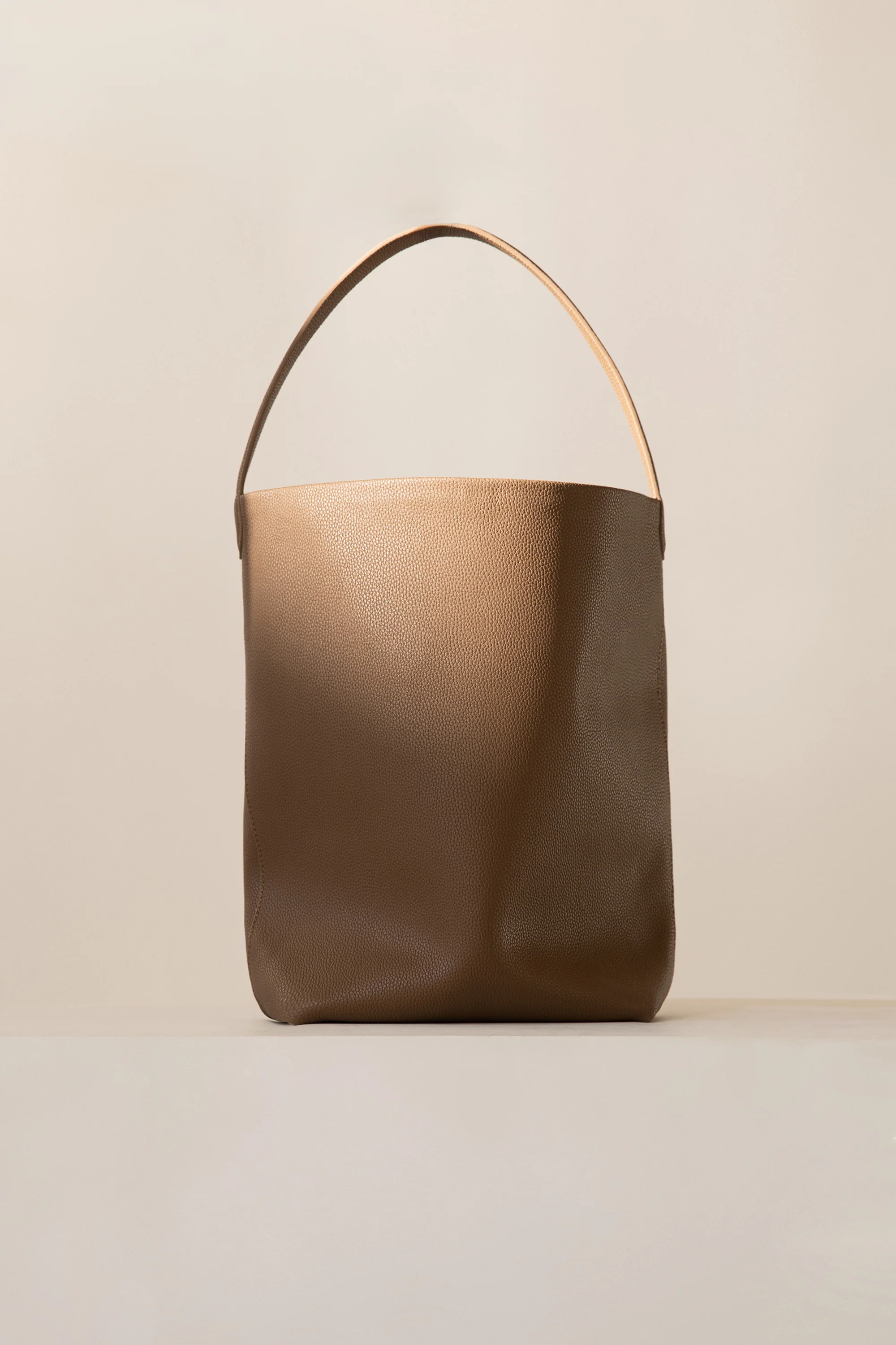 AMELIA LEATHER TOTE BAG - Image 10
