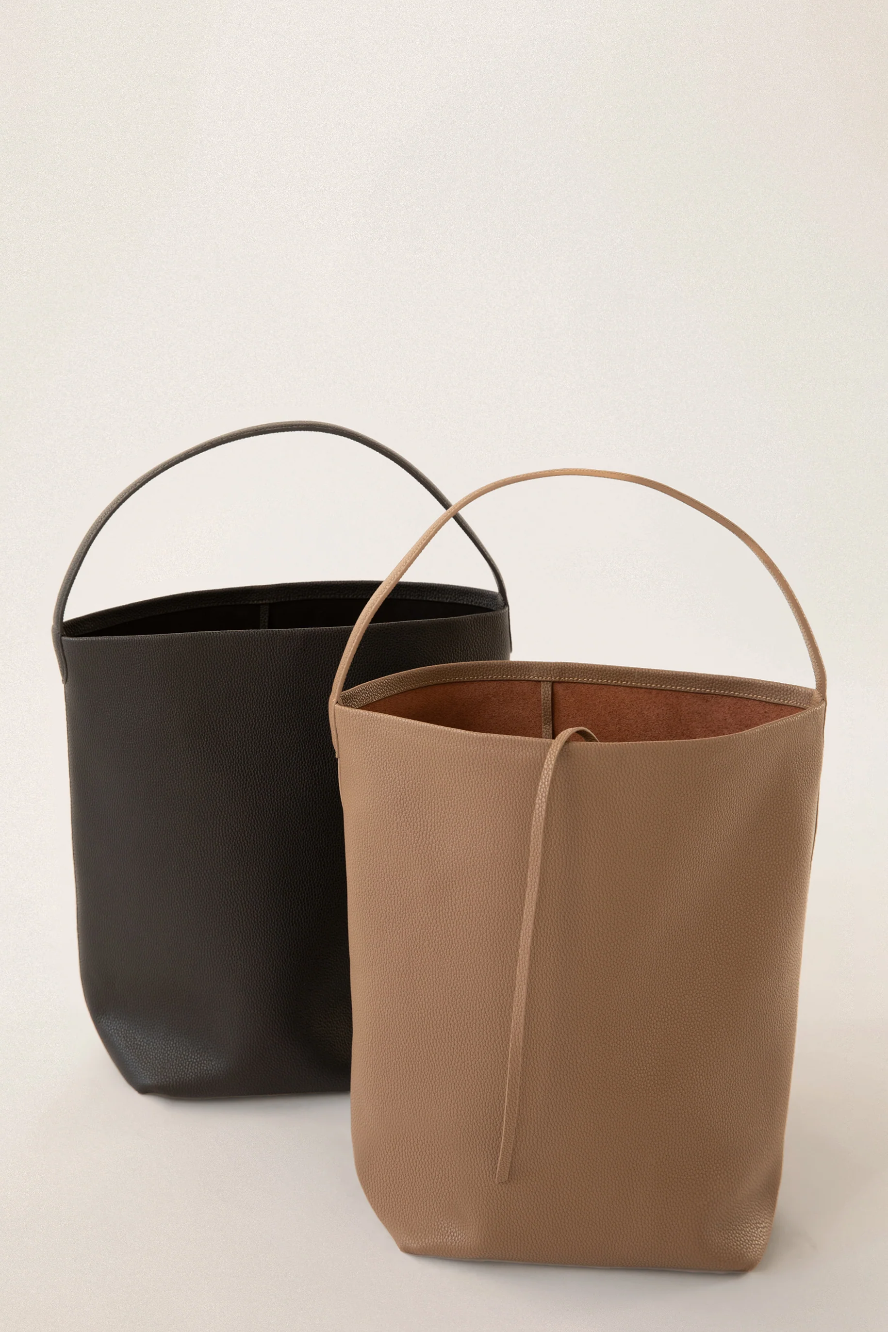 AMELIA LEATHER TOTE BAG - Image 11