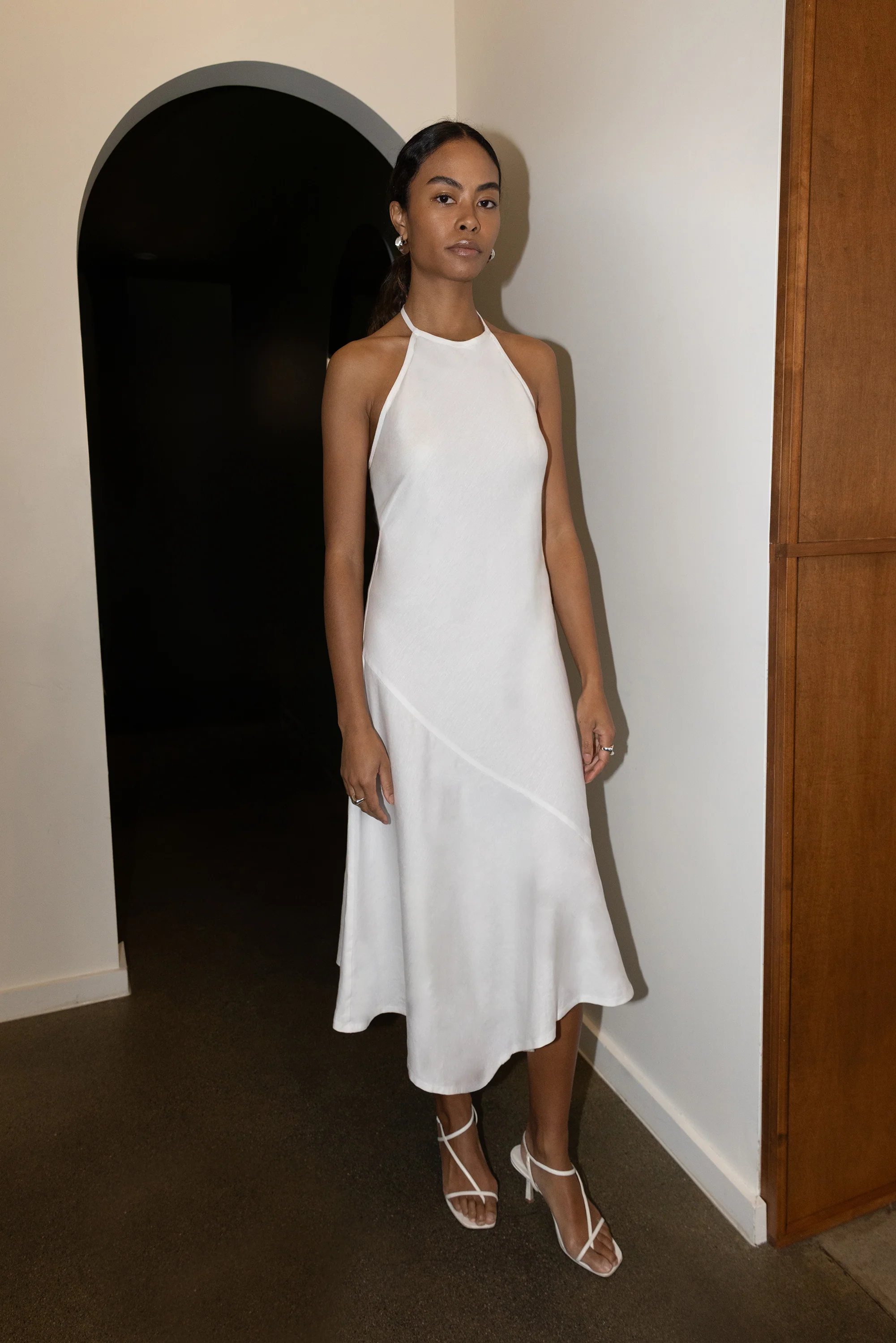 LINEN BLEND HALTER NECK MIDI DRESS - Image 7