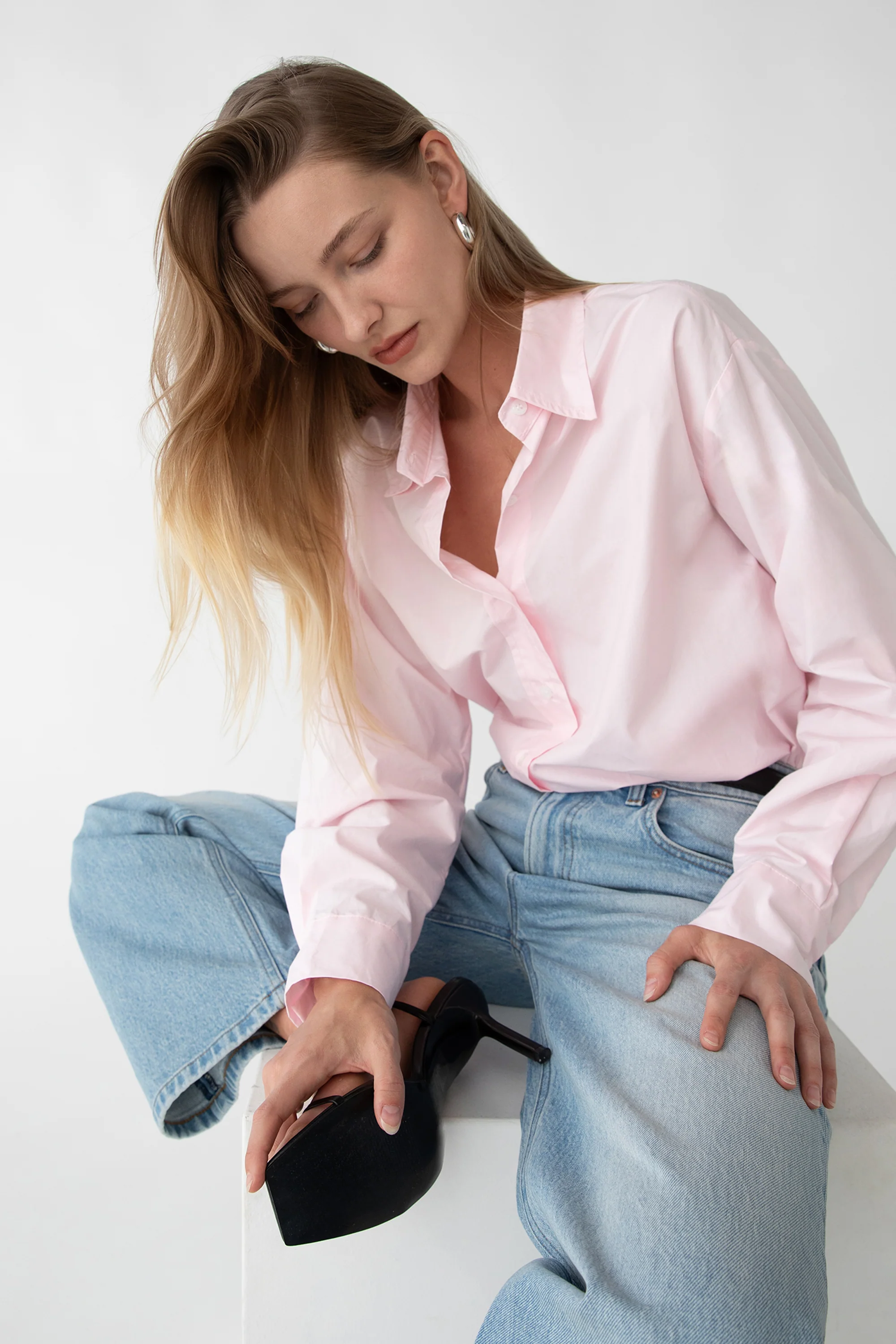 CLASSIC BUTTON UP SHIRT - Image 3