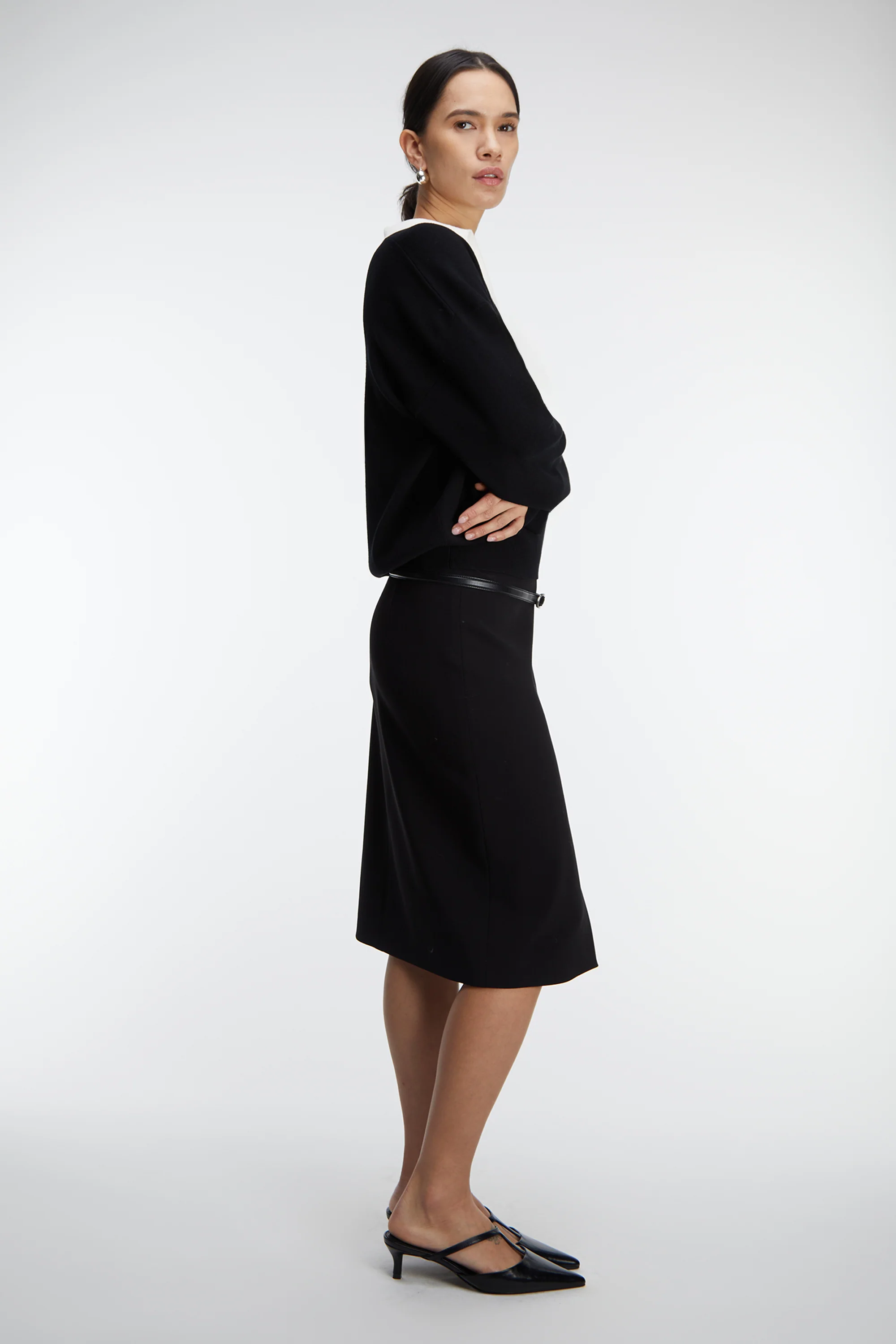 MIDI SUITING SKIRT WITH FRONT SLIT - Image 3