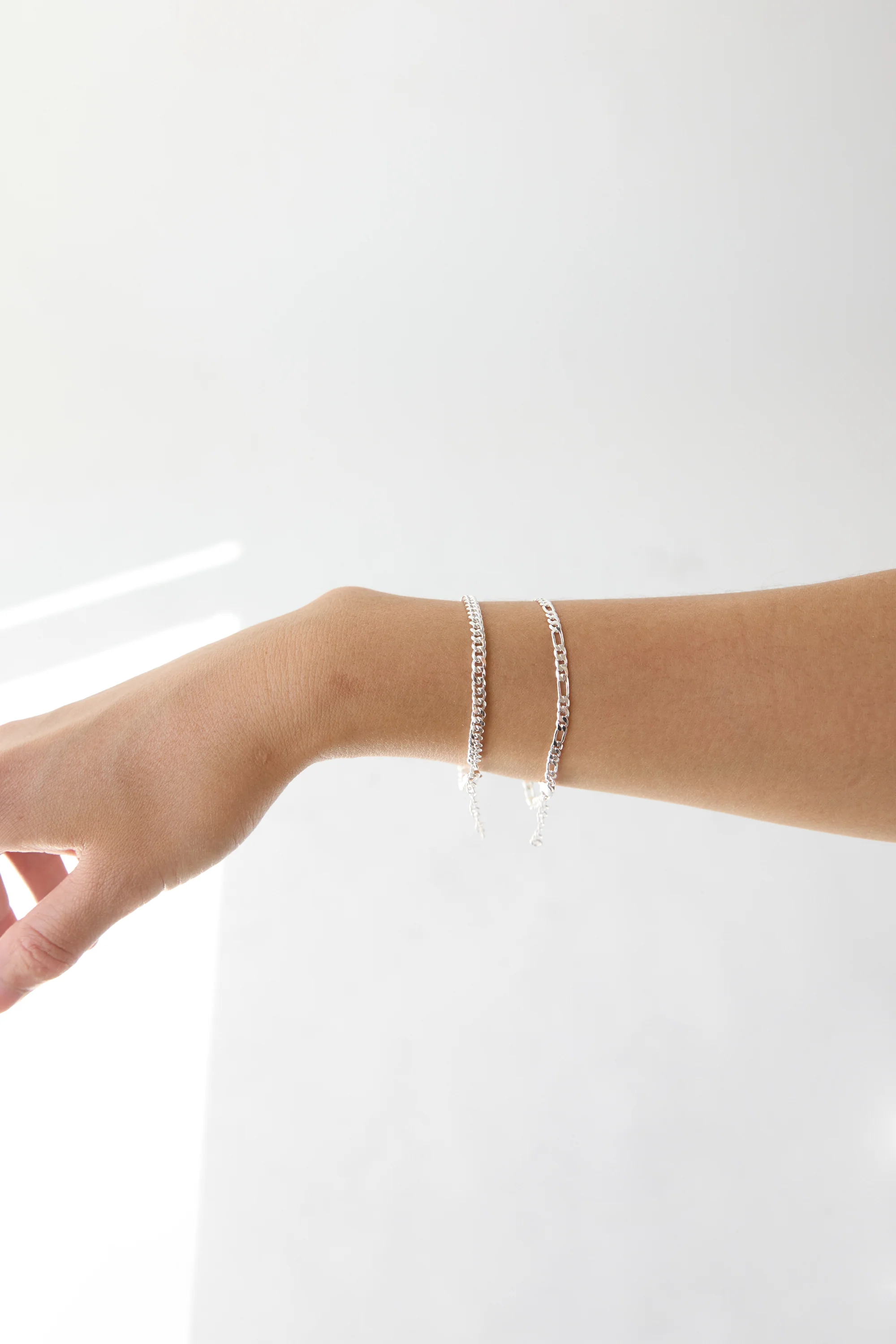 MINIMAL BRACELET SET - Image 2