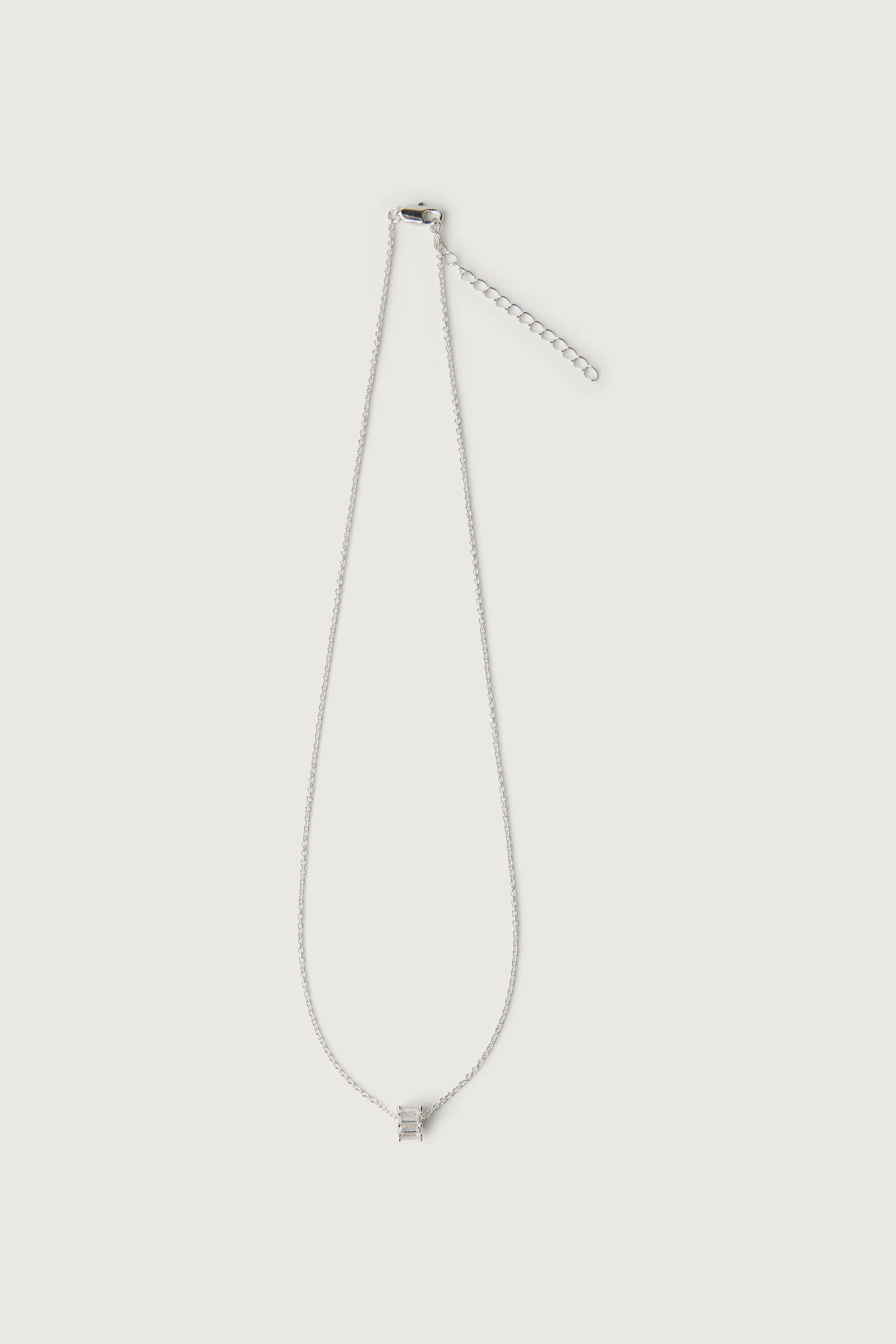 MINIMAL CHAIN WITH PENDANT - Image 3