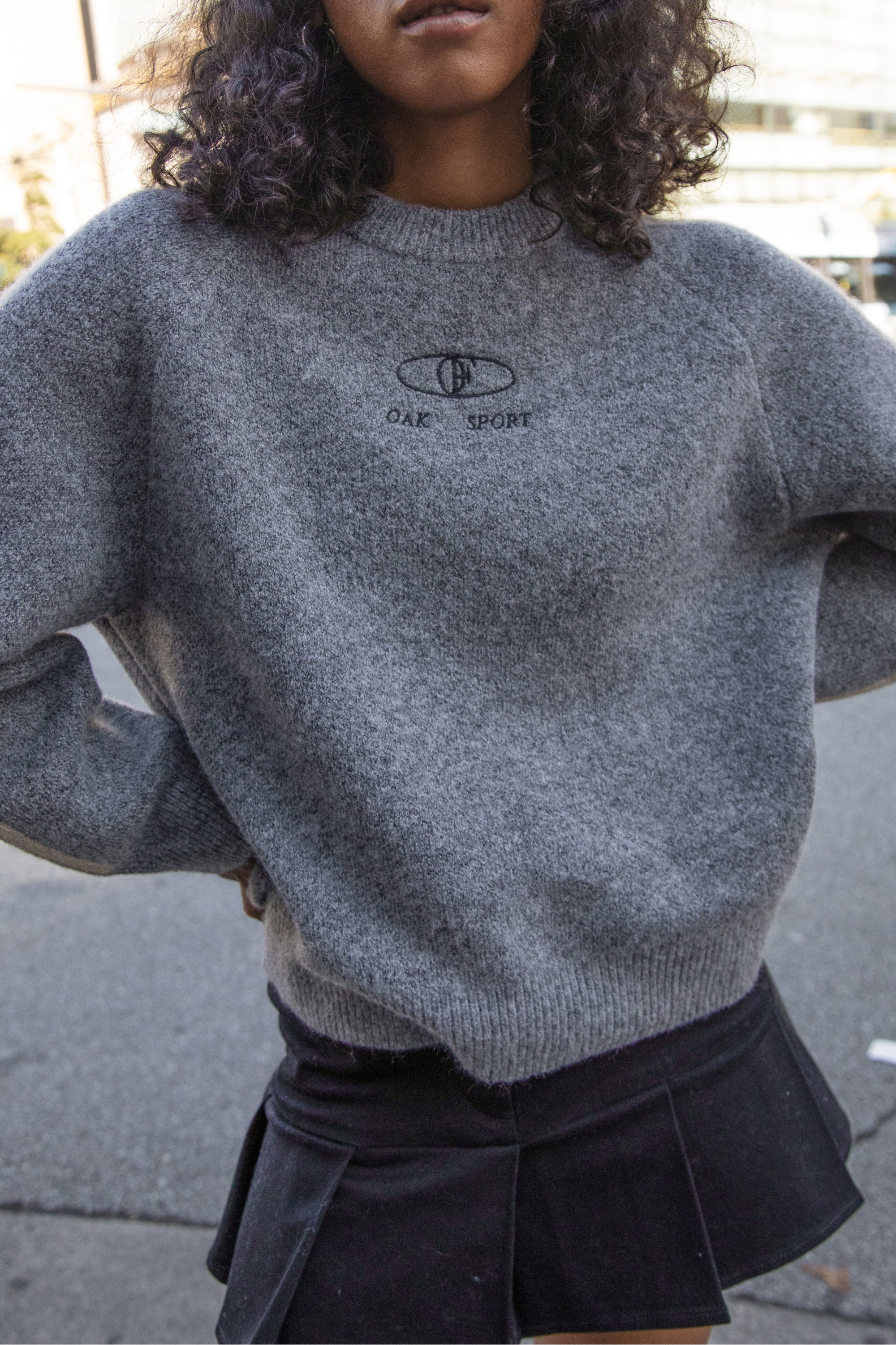 EMBROIDERED OAK SPORT SWEATER - Image 6
