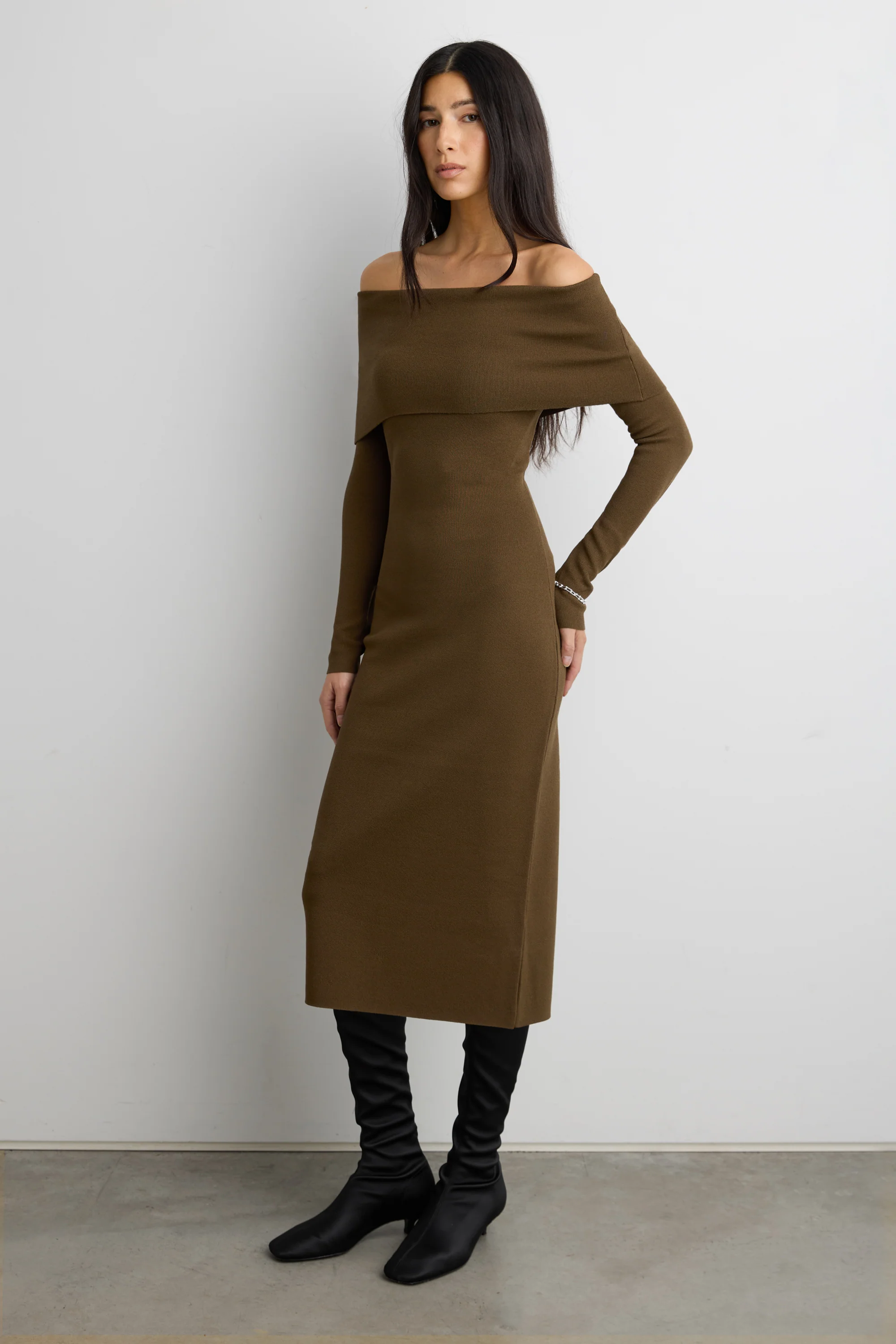 OFF THE SHOULDER LONG SLEEVE MIDI DRESS - Image 2