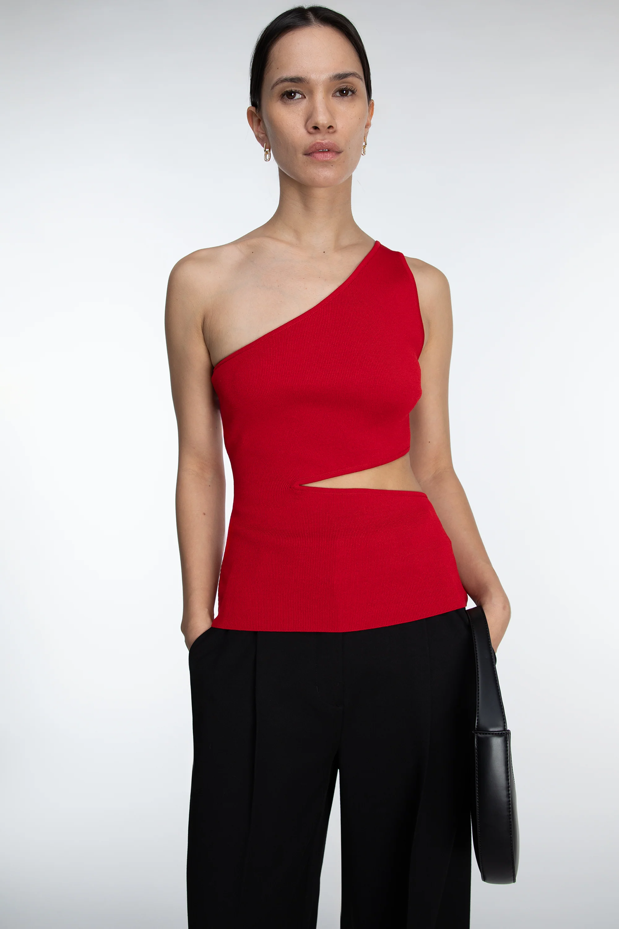 ONE SHOULDER KNIT TANK WITH CUTOUT - Image 2