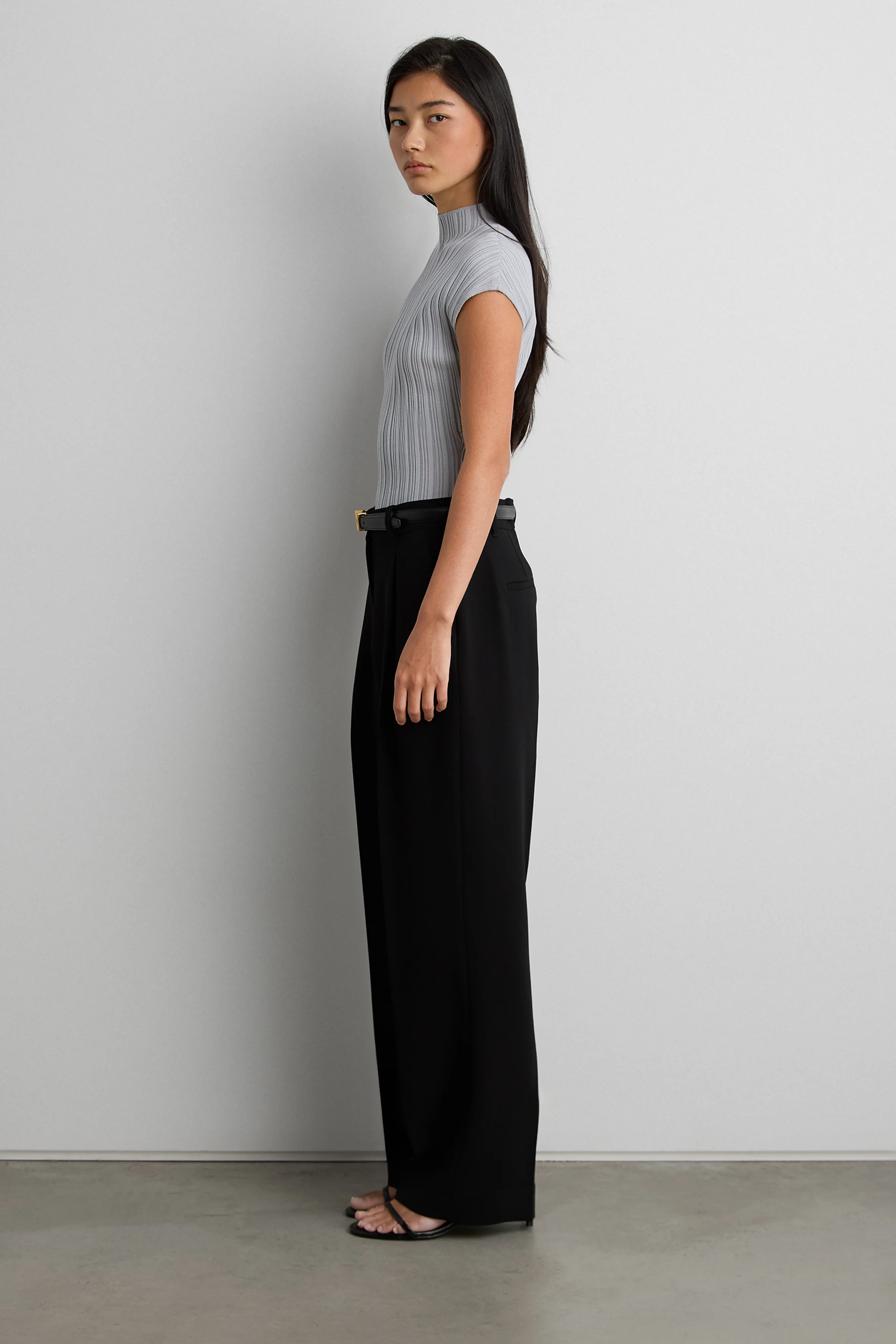 OTTOMAN RIBBED KNIT SLEEVELESS TOP - Image 3