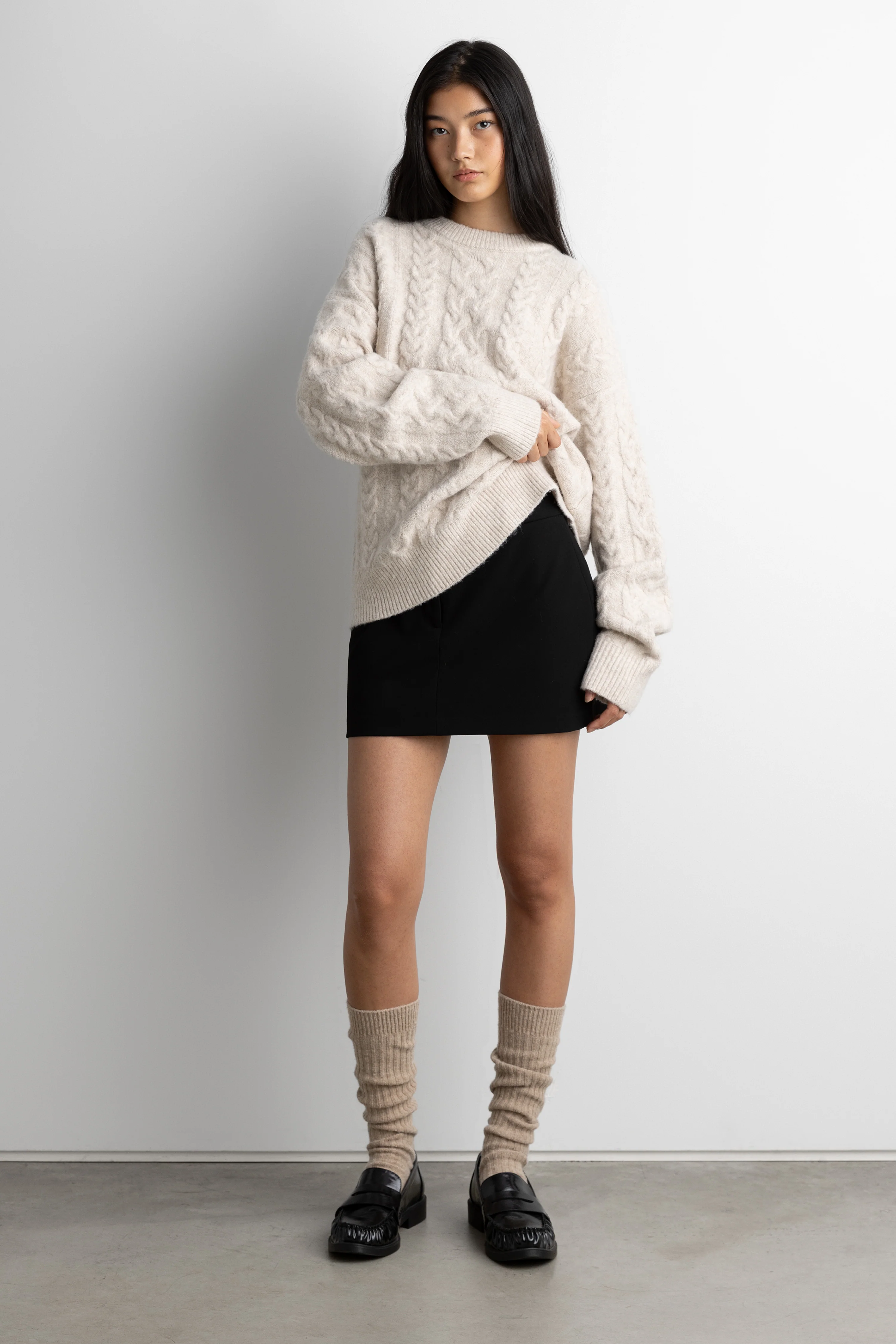 OVERSIZED CABLE KNIT SWEATER - Image 6